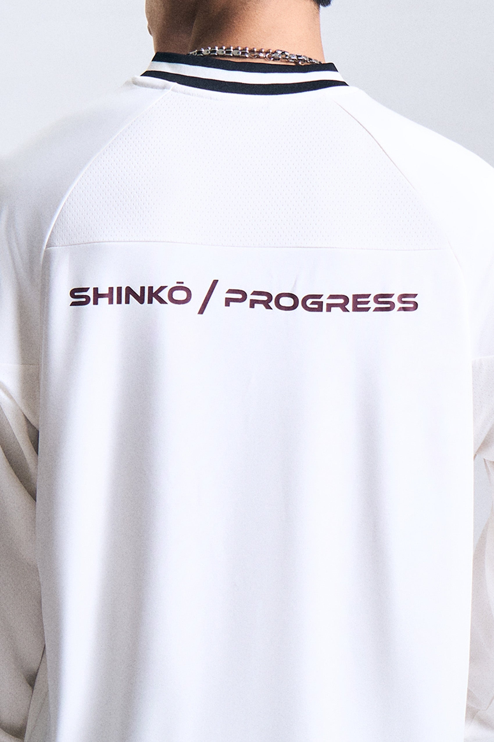 989971-Off White (4).jpg