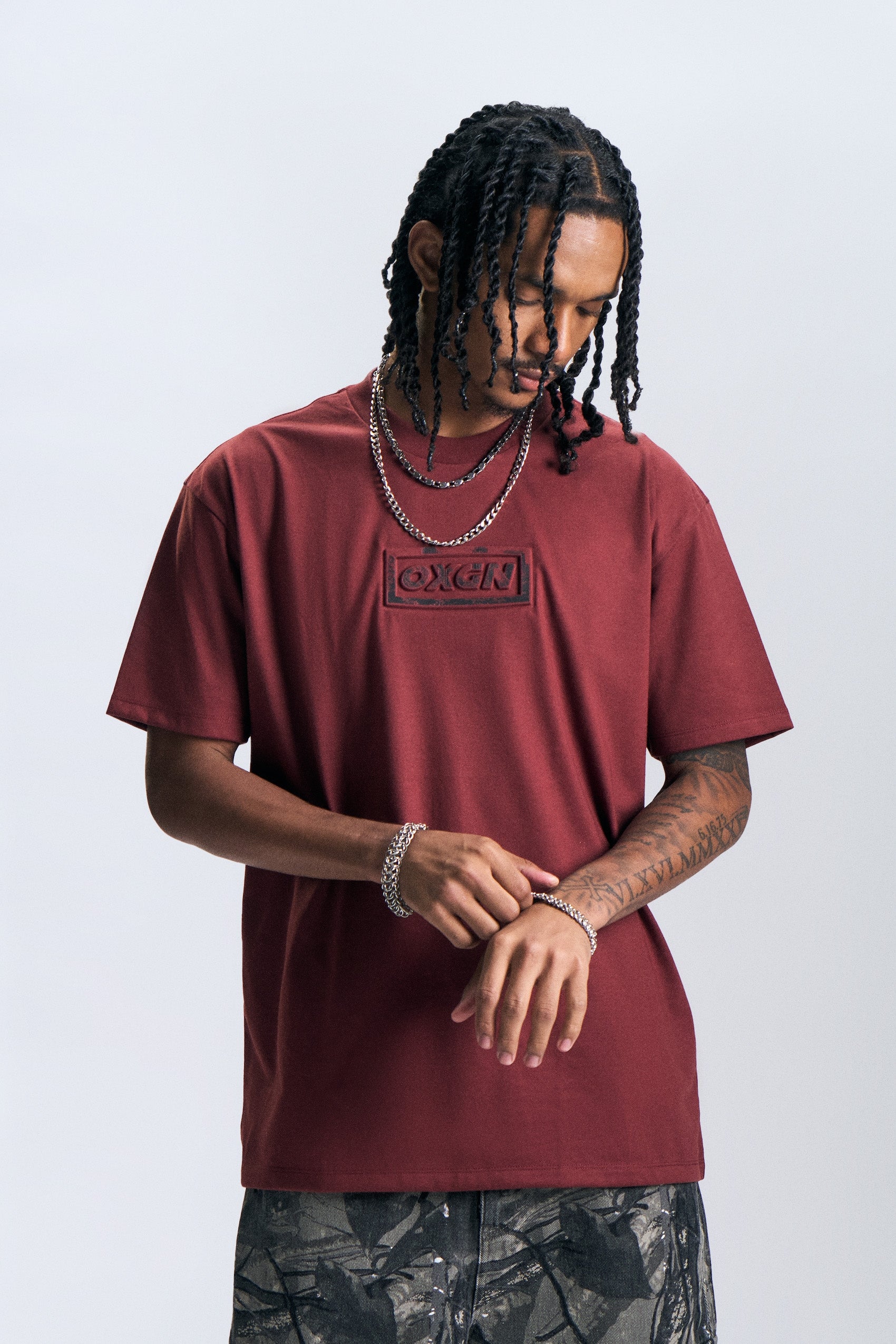 989986-Red (1).jpg