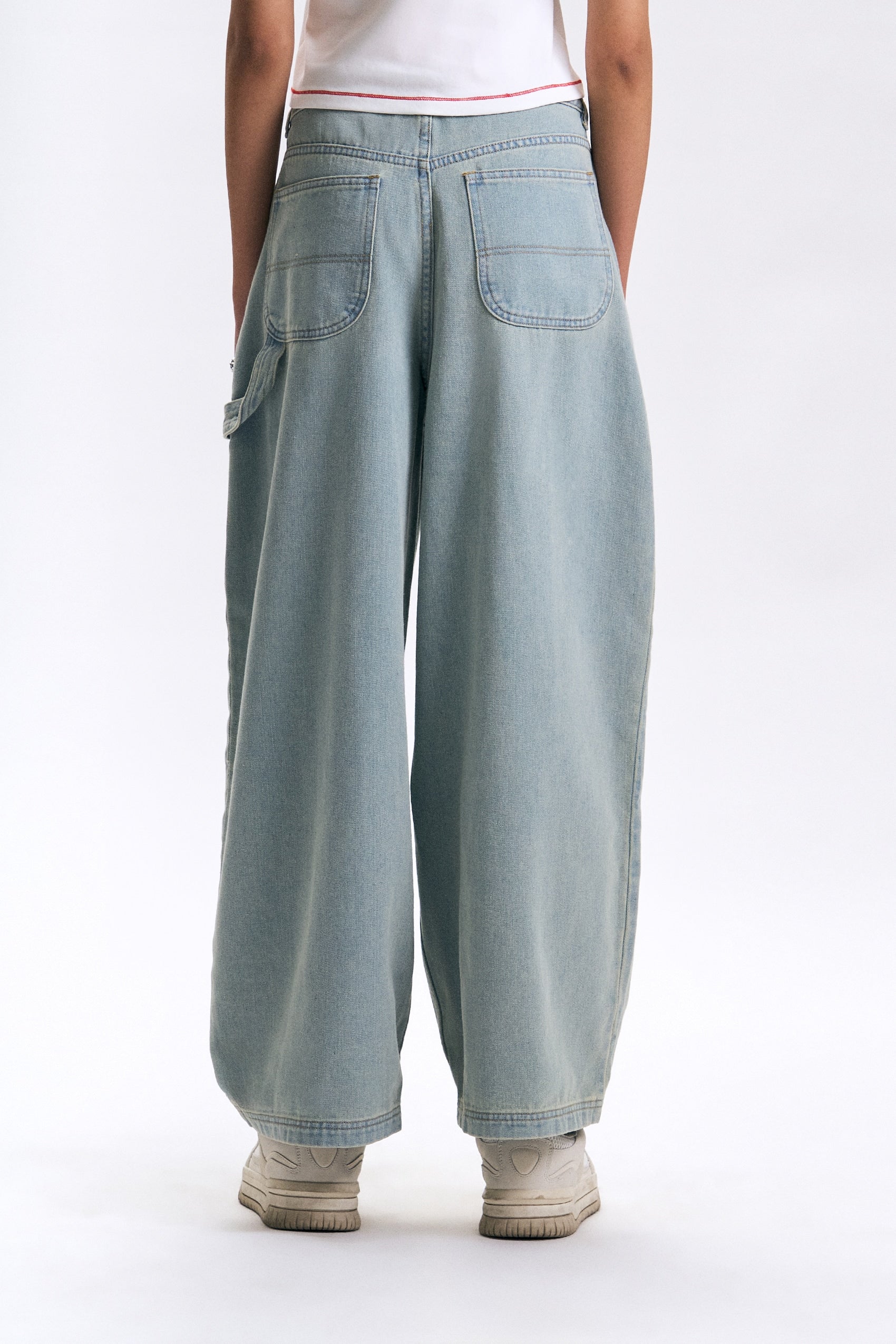 990021-Pale Blue (1).jpg