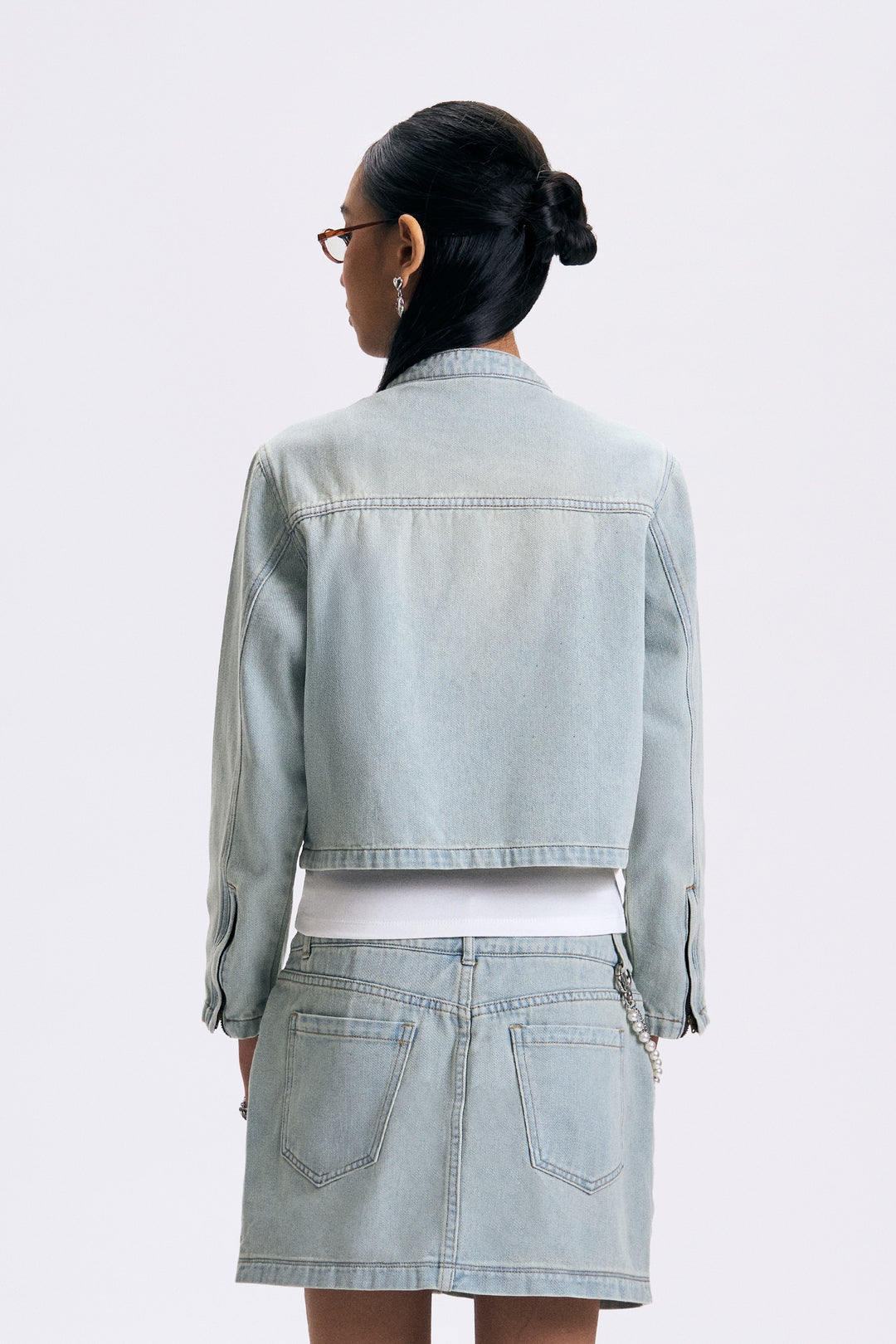 990093-Pale Blue (4).jpg