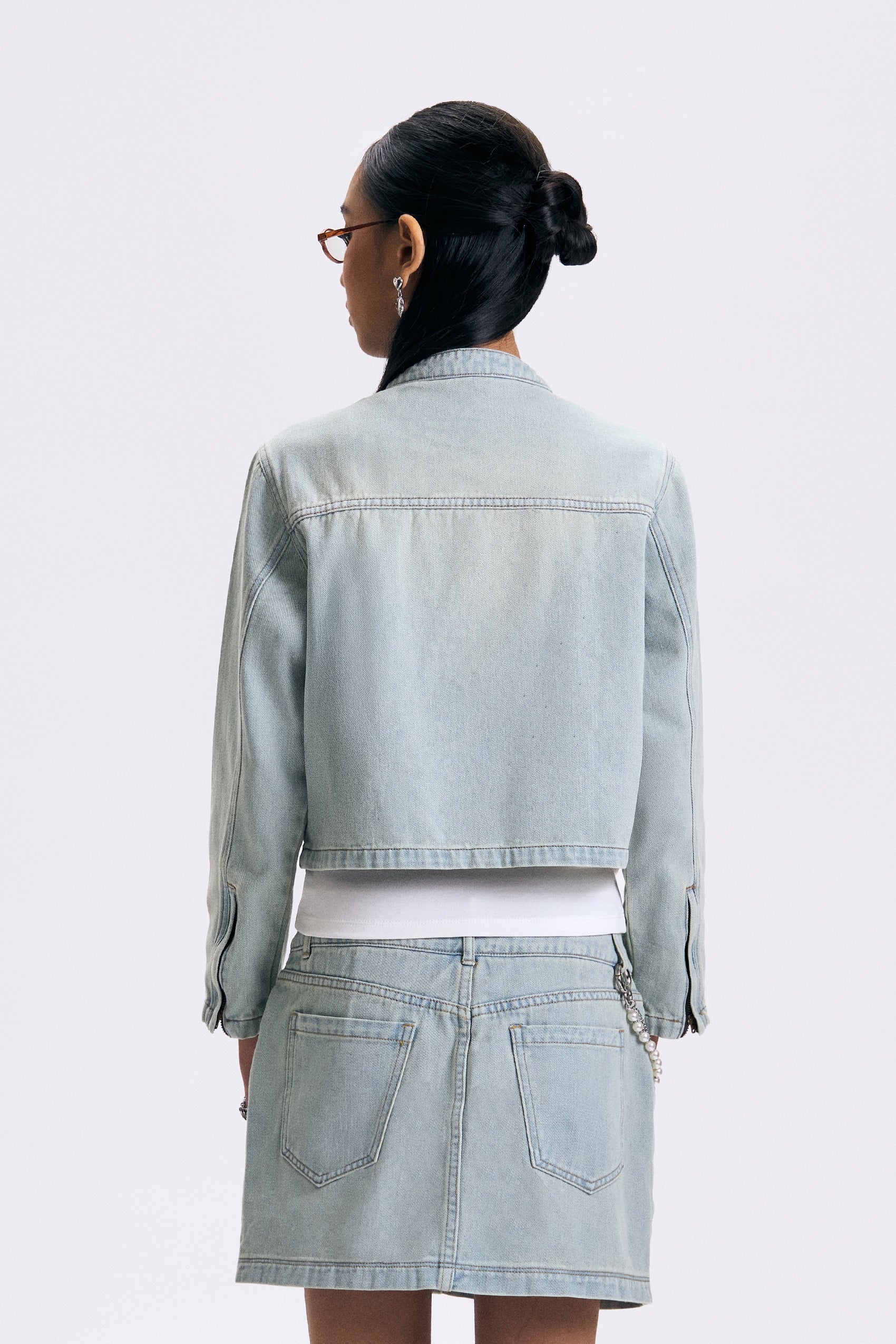 990093-Pale Blue (4).jpg