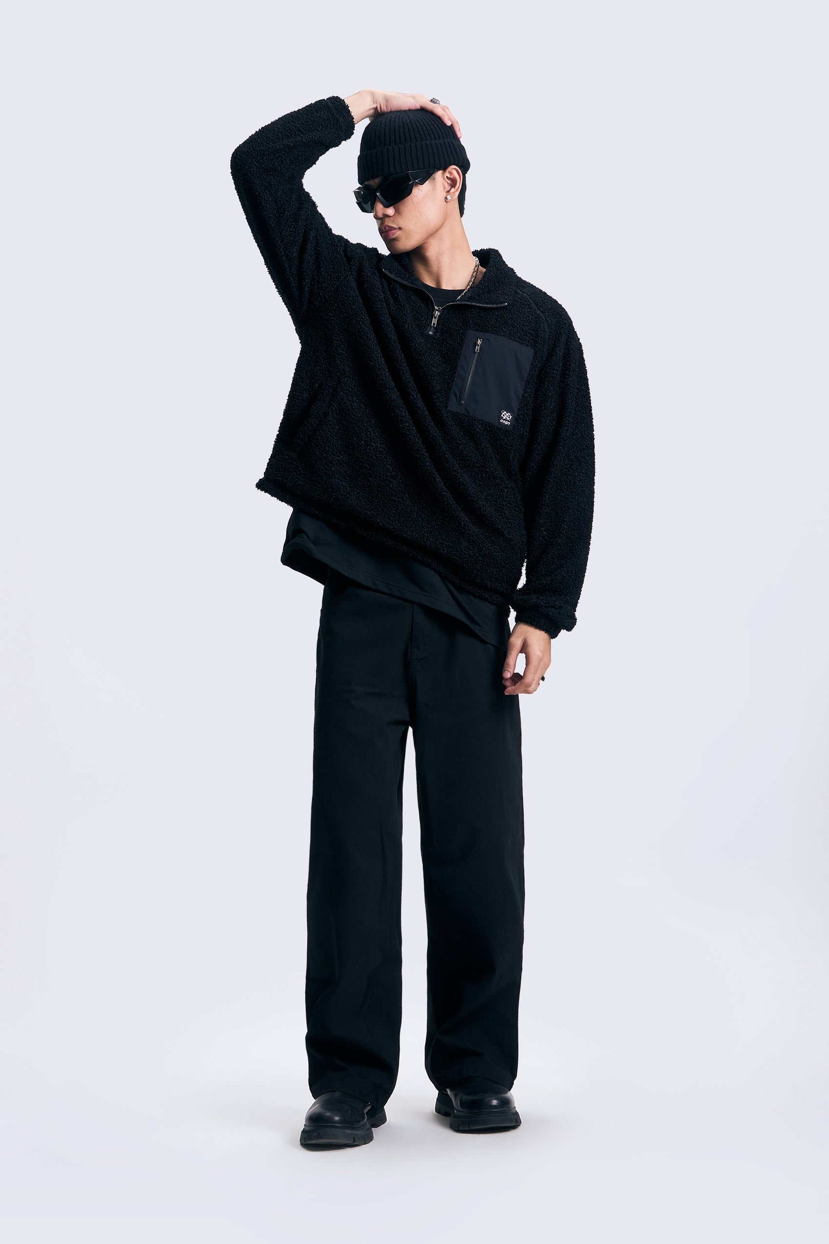 990158-Black (1).jpg