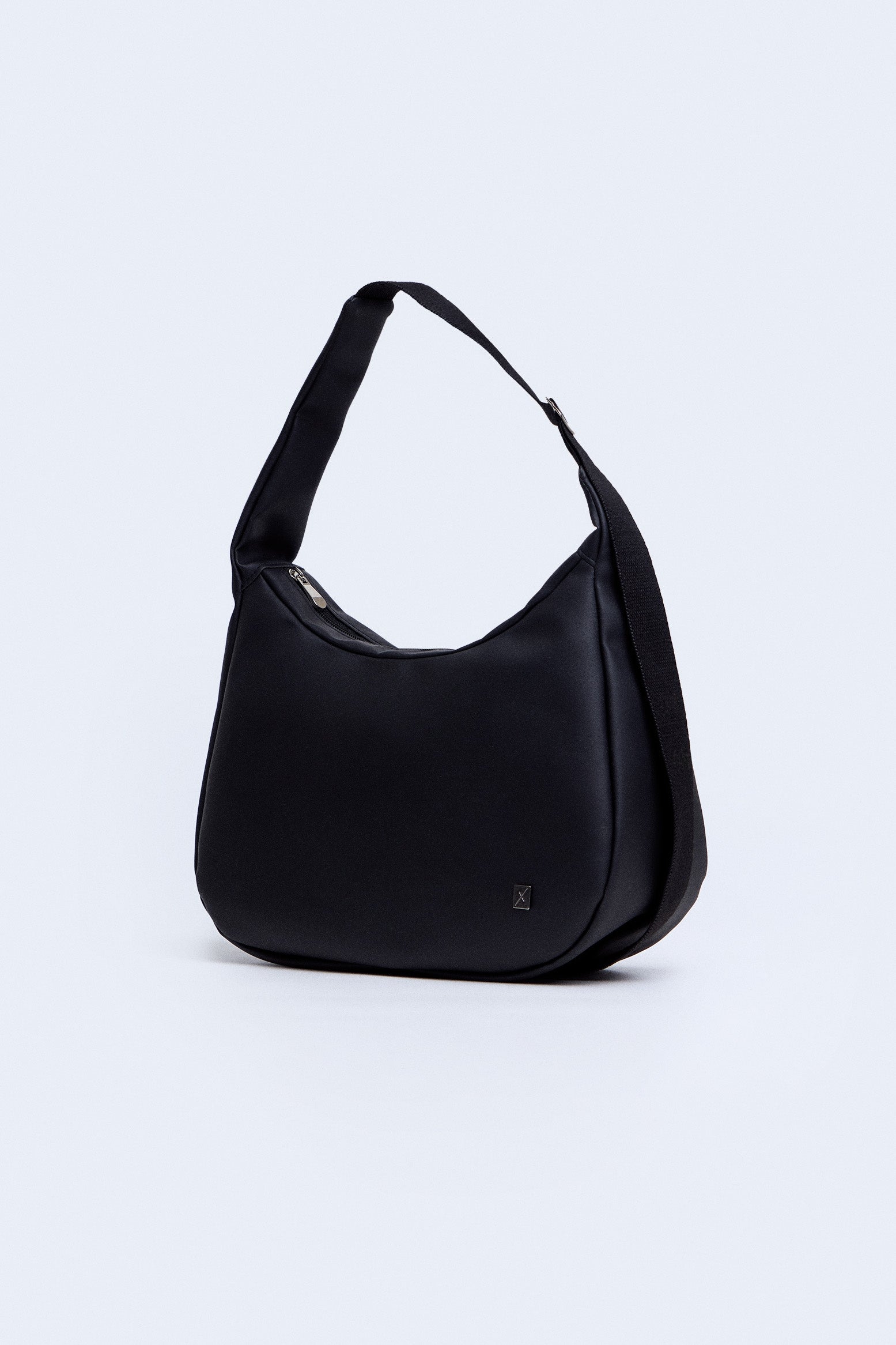 990175-Charcoal (1).jpg