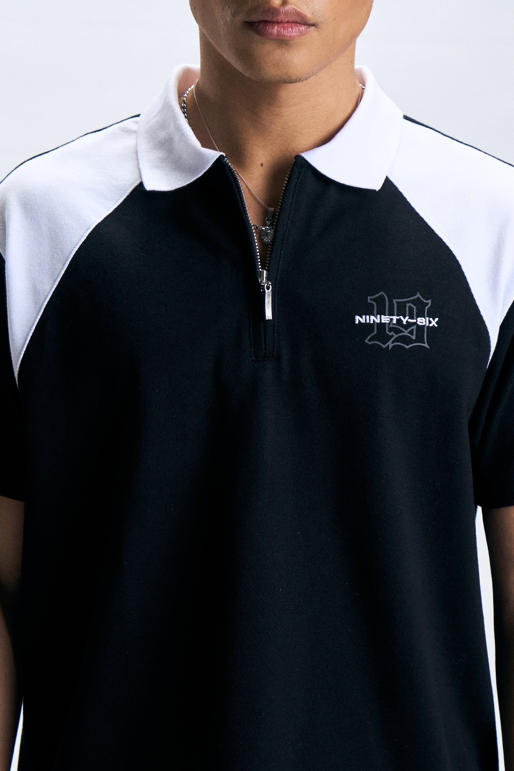 990269-Black (1).jpg