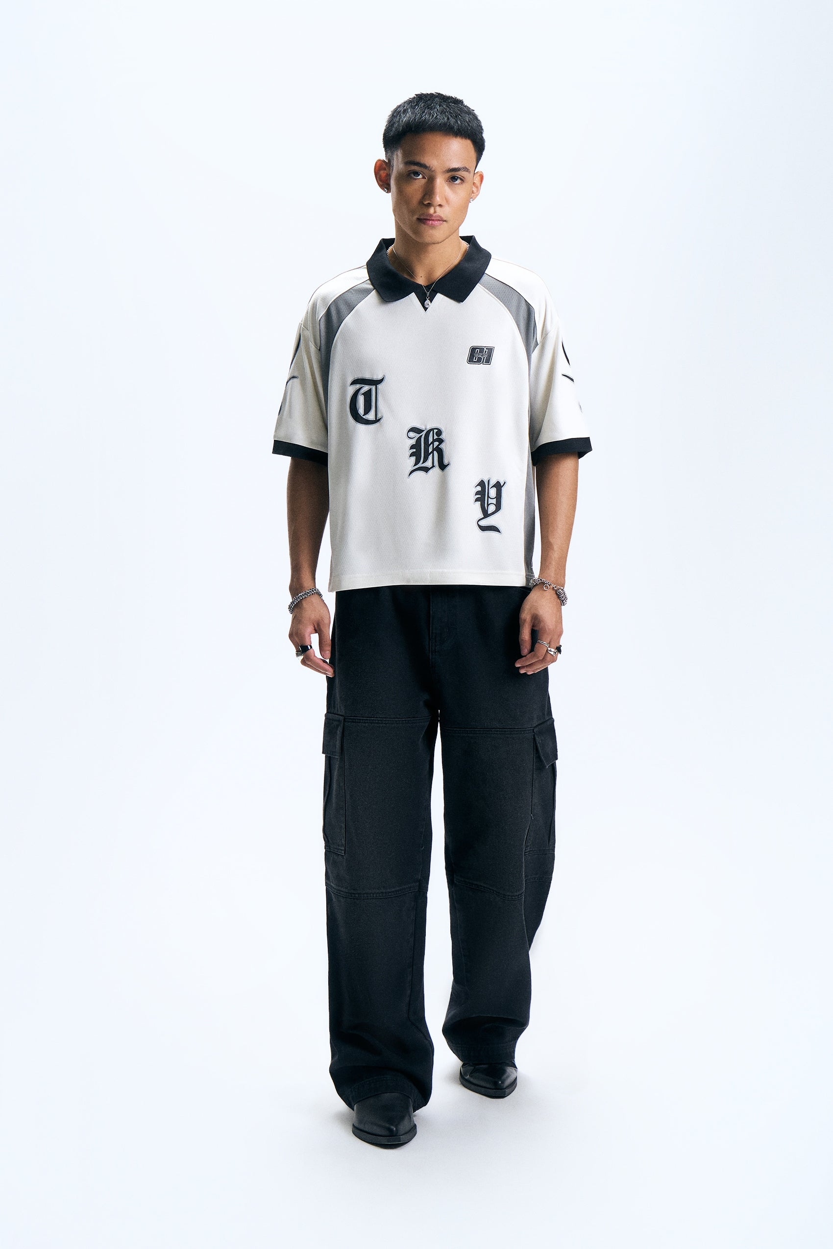 990270-Off White (1).jpg