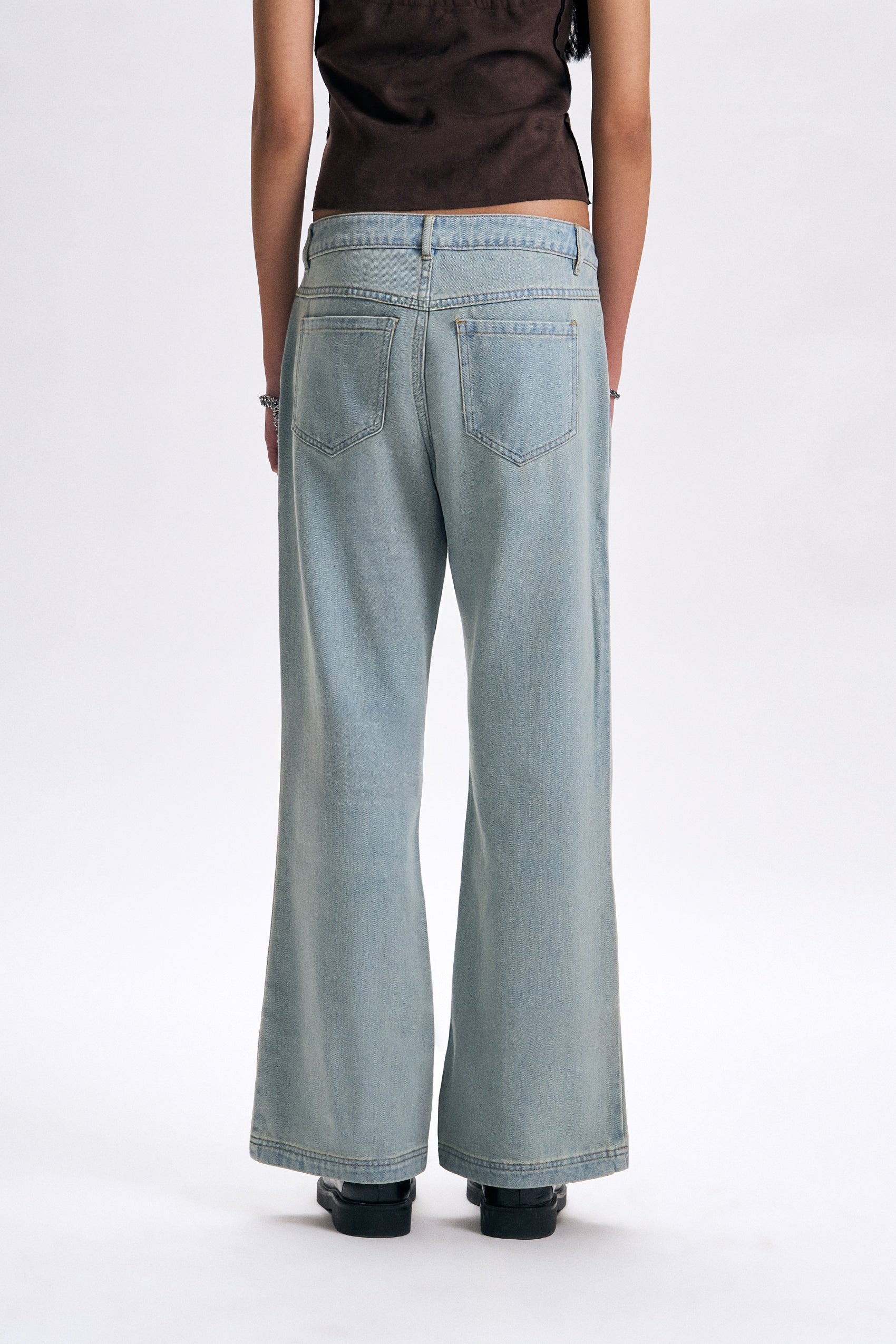 990276-Pale Blue (1).jpg