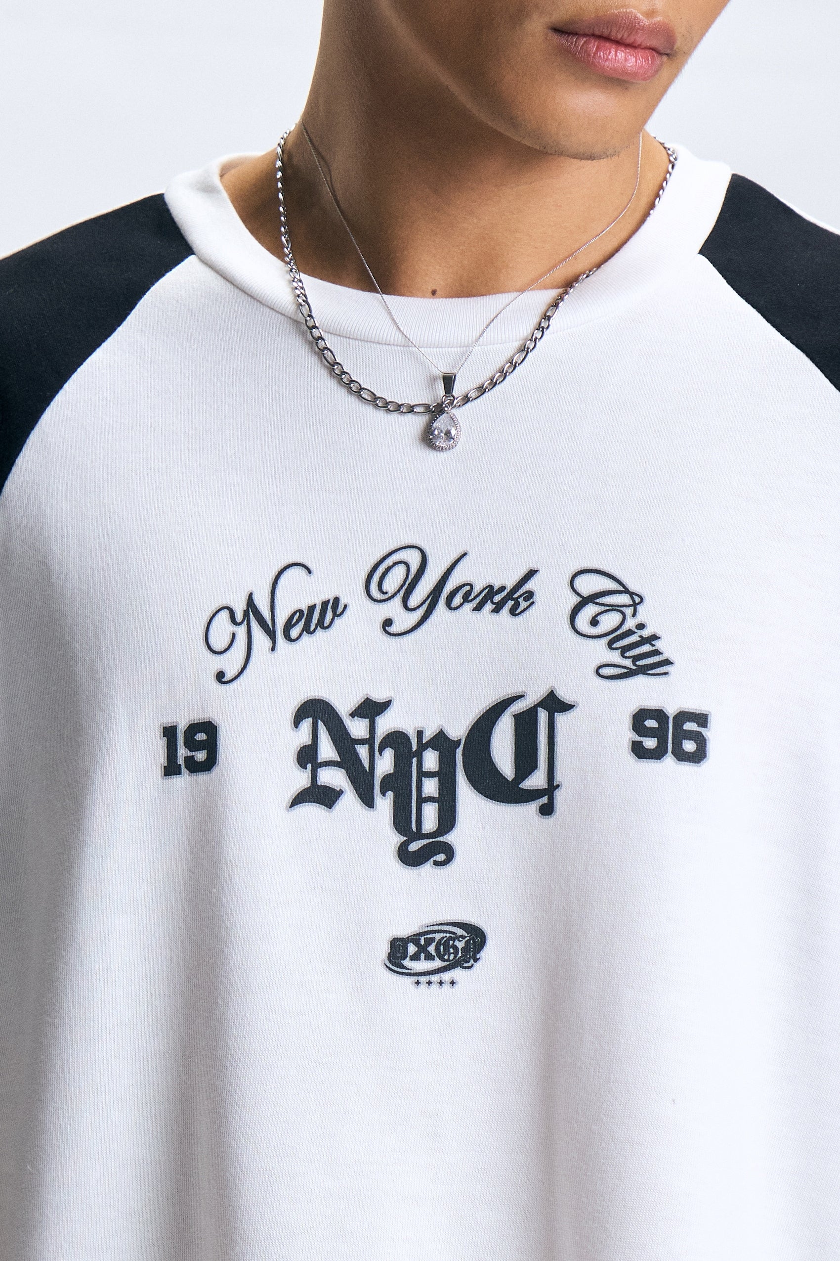 990443-Off White (1).jpg