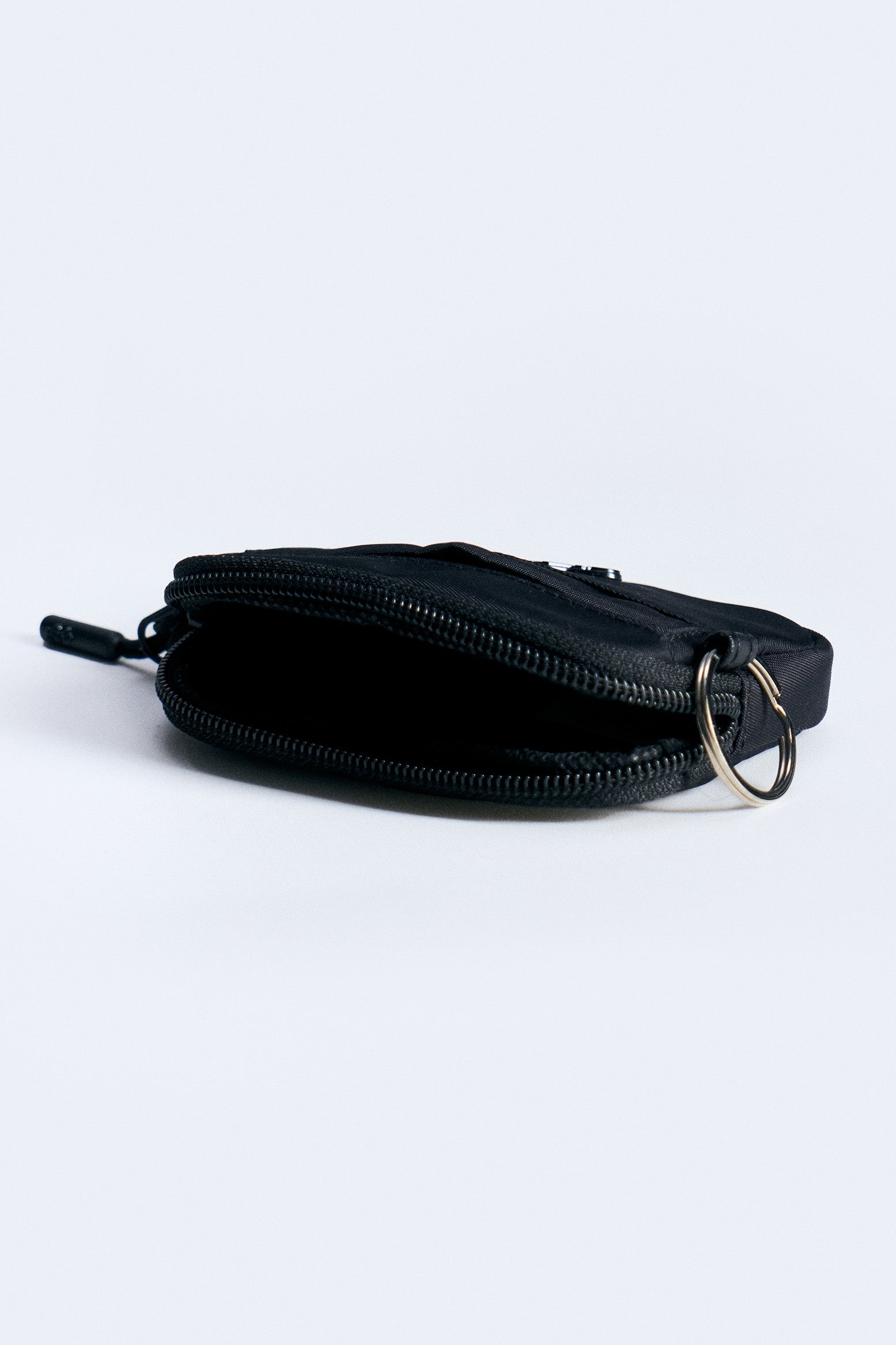 990456-Black (4).jpg
