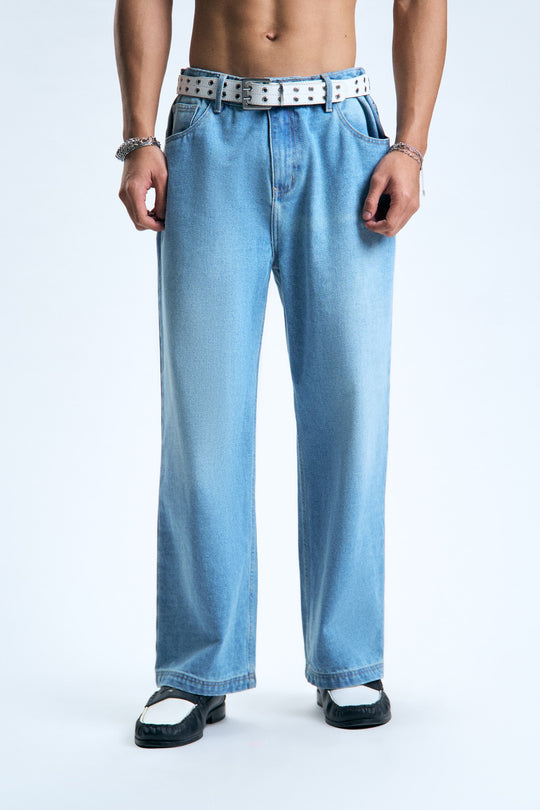 Straight Jeans