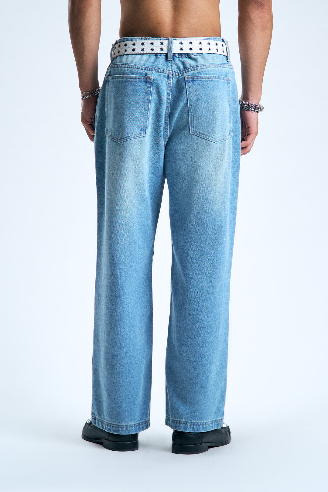 Straight Jeans