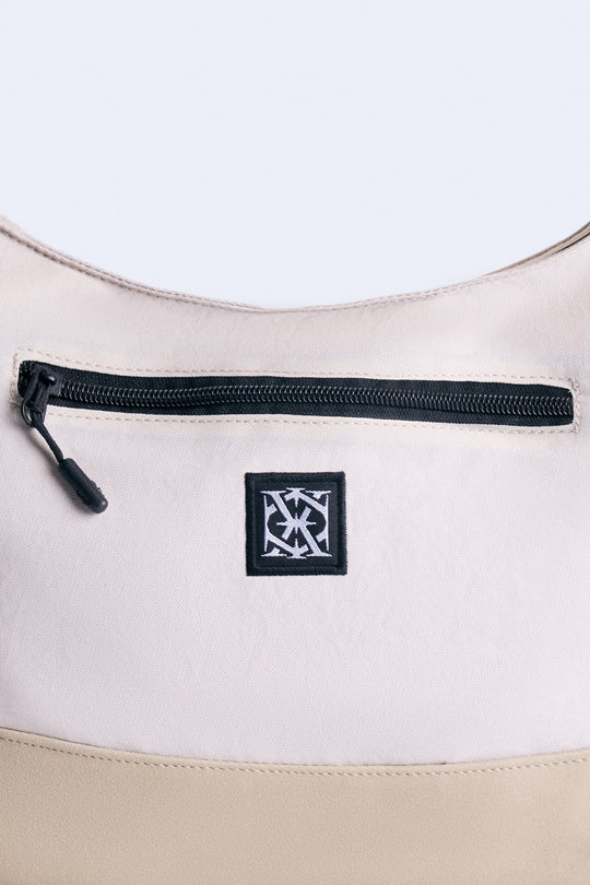 990594-Oatmilk (3).jpg