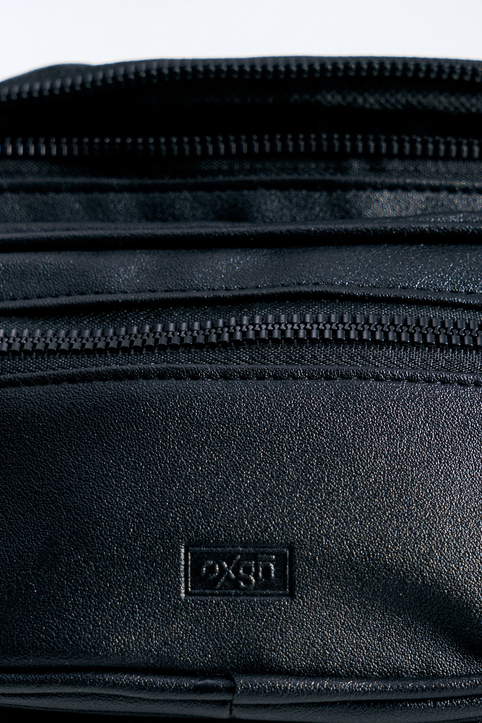 990749-Black (3).jpg