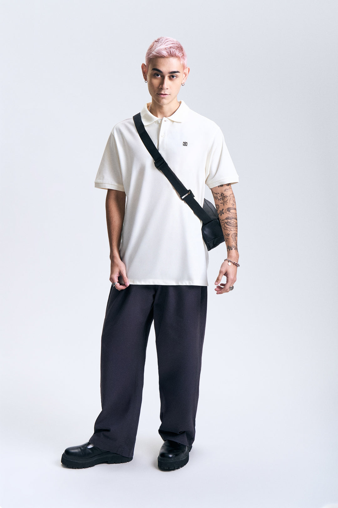 990752-Off White (1).jpg