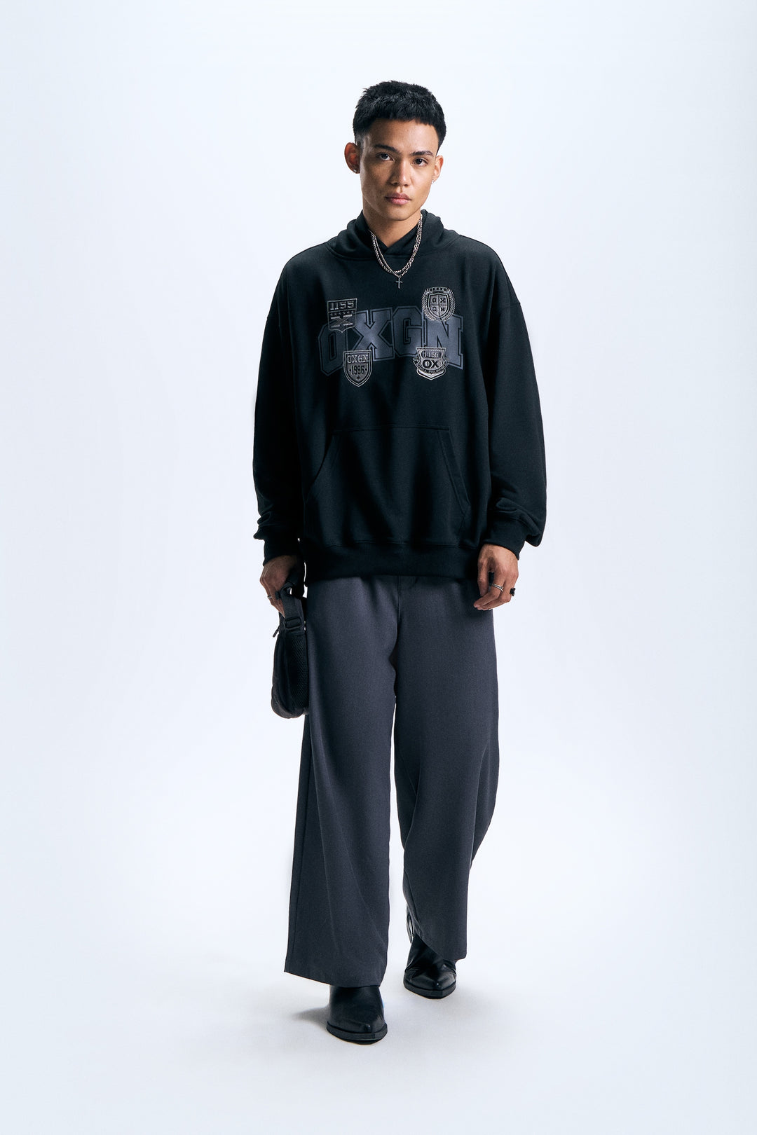 990846-Black (1).jpg