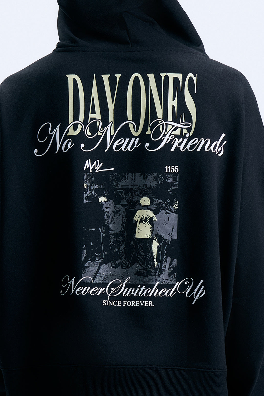 990848-Black (4).jpg