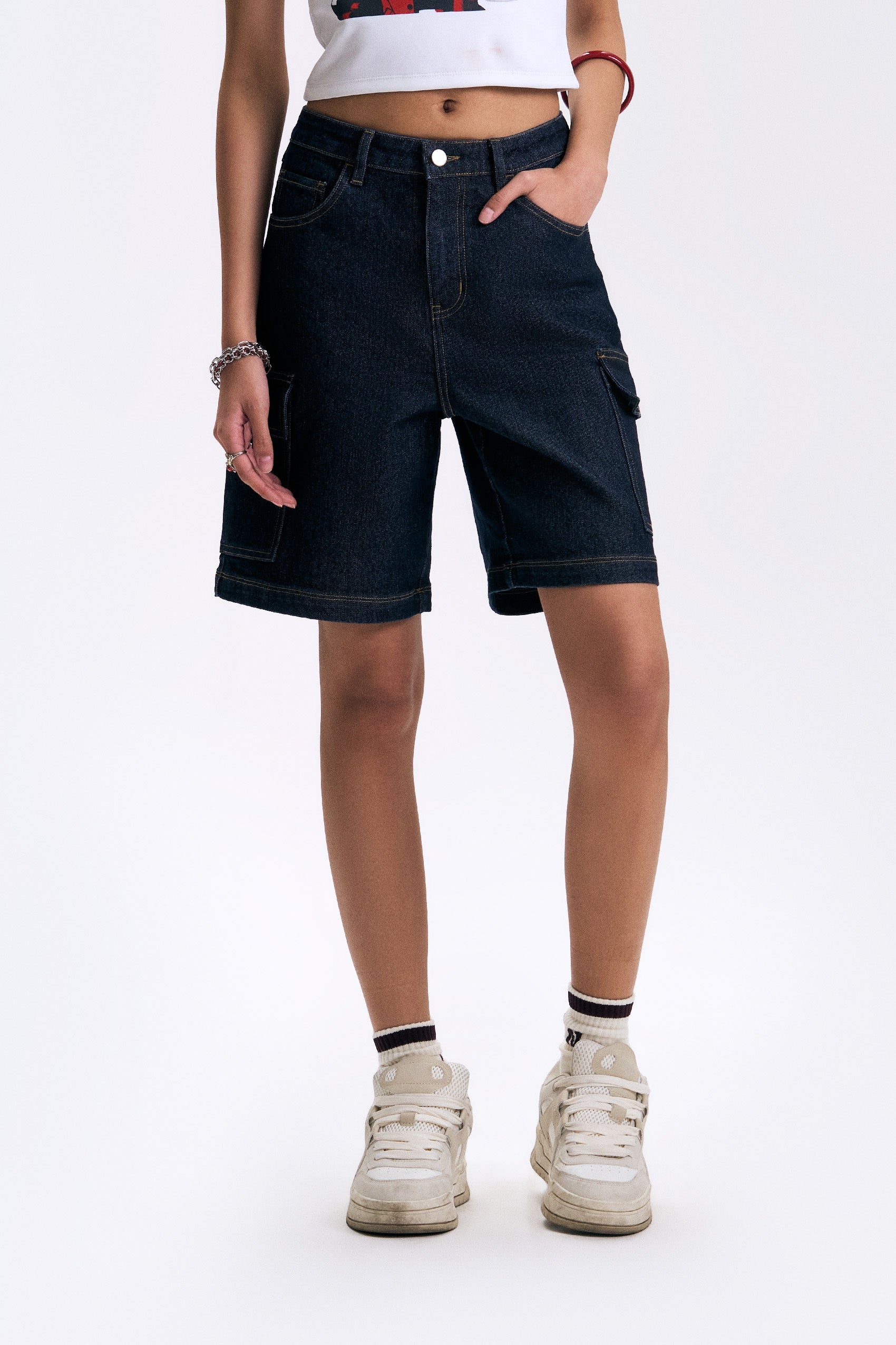 990862-Medieval Blue (3).jpg