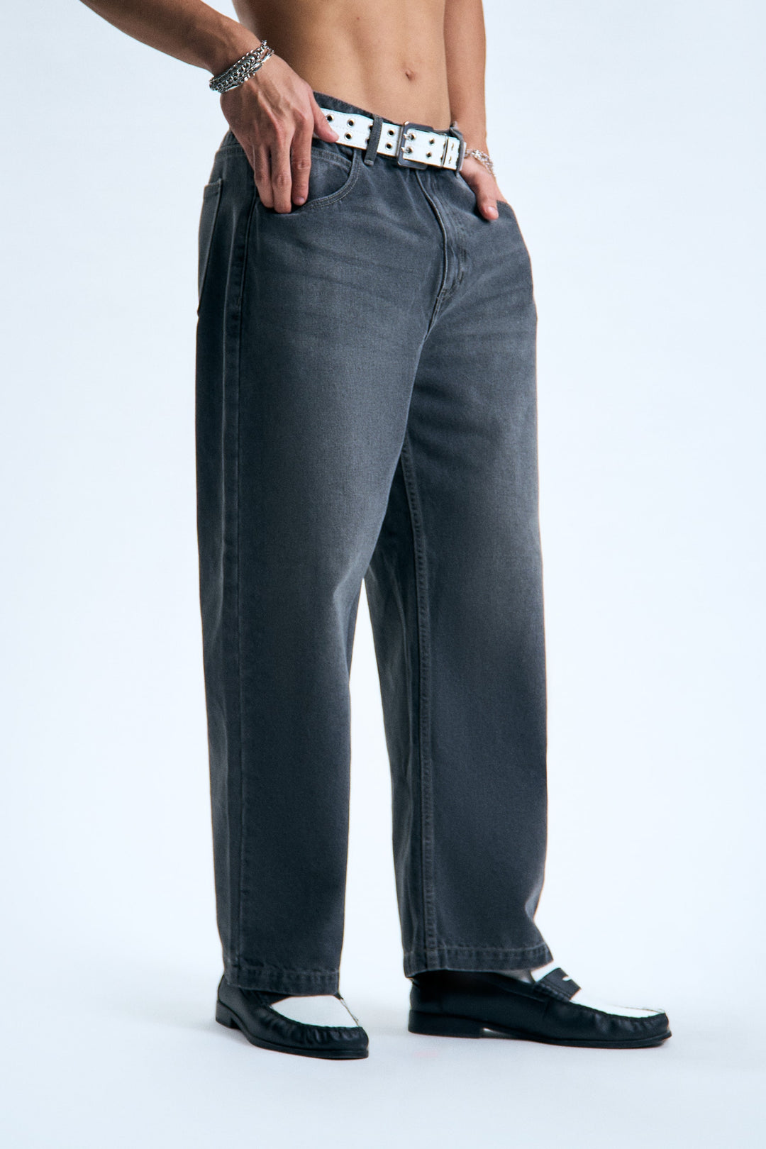 Straight Jeans