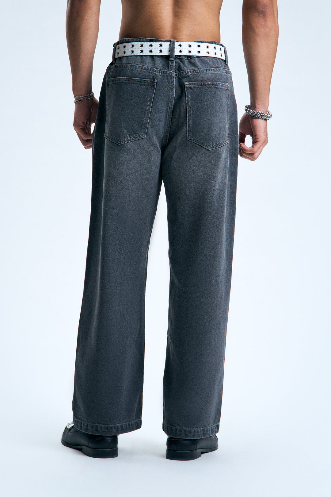 Straight Jeans