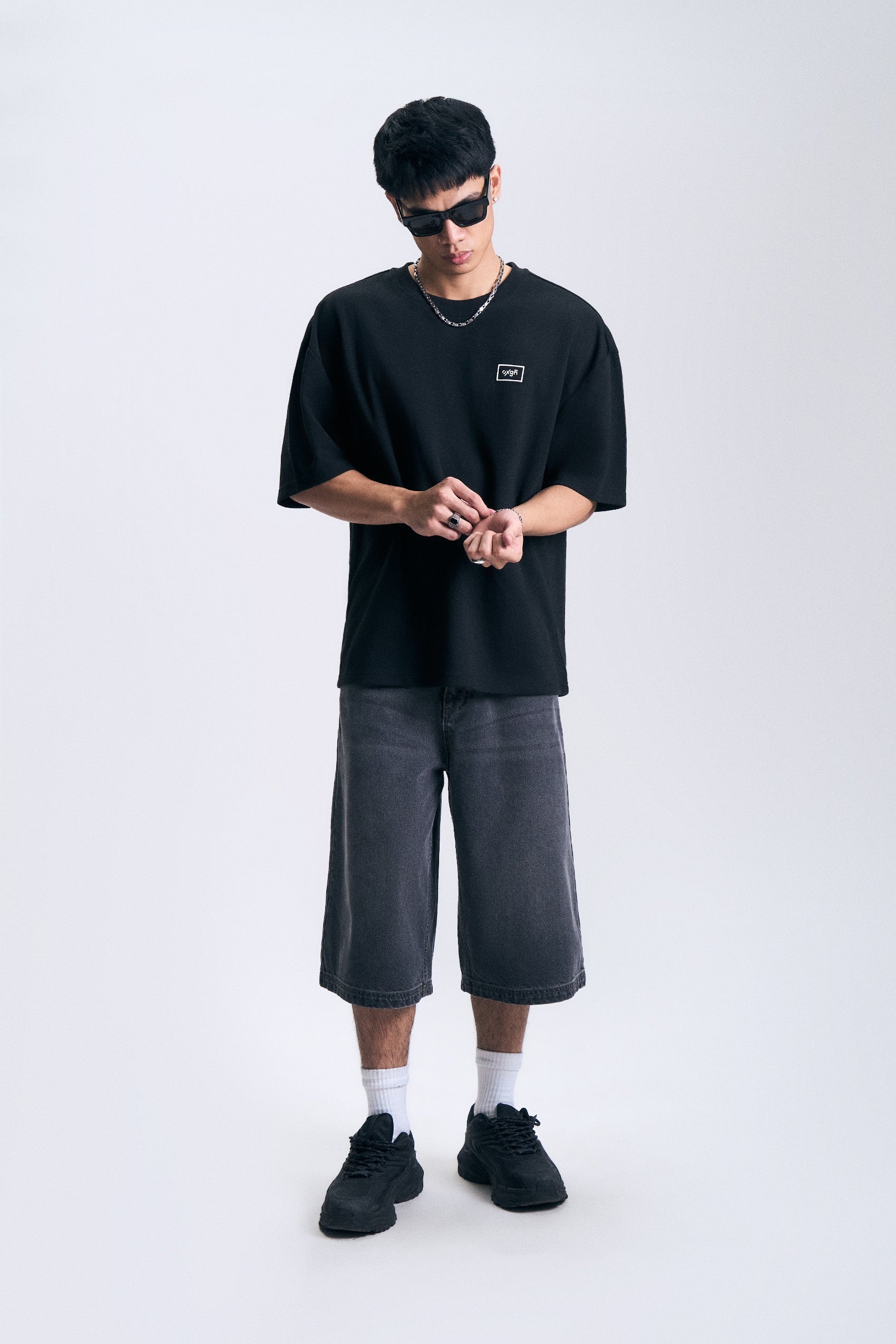 991170-Black (1).jpg