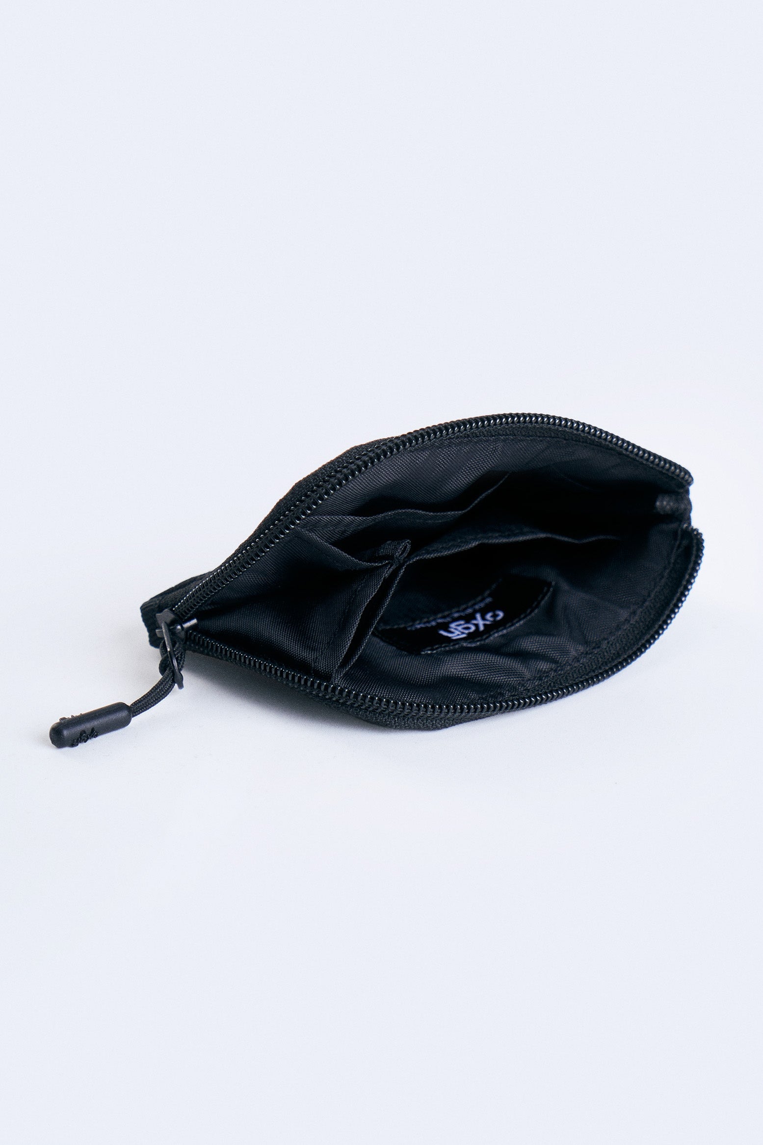 991227-Black (4).jpg
