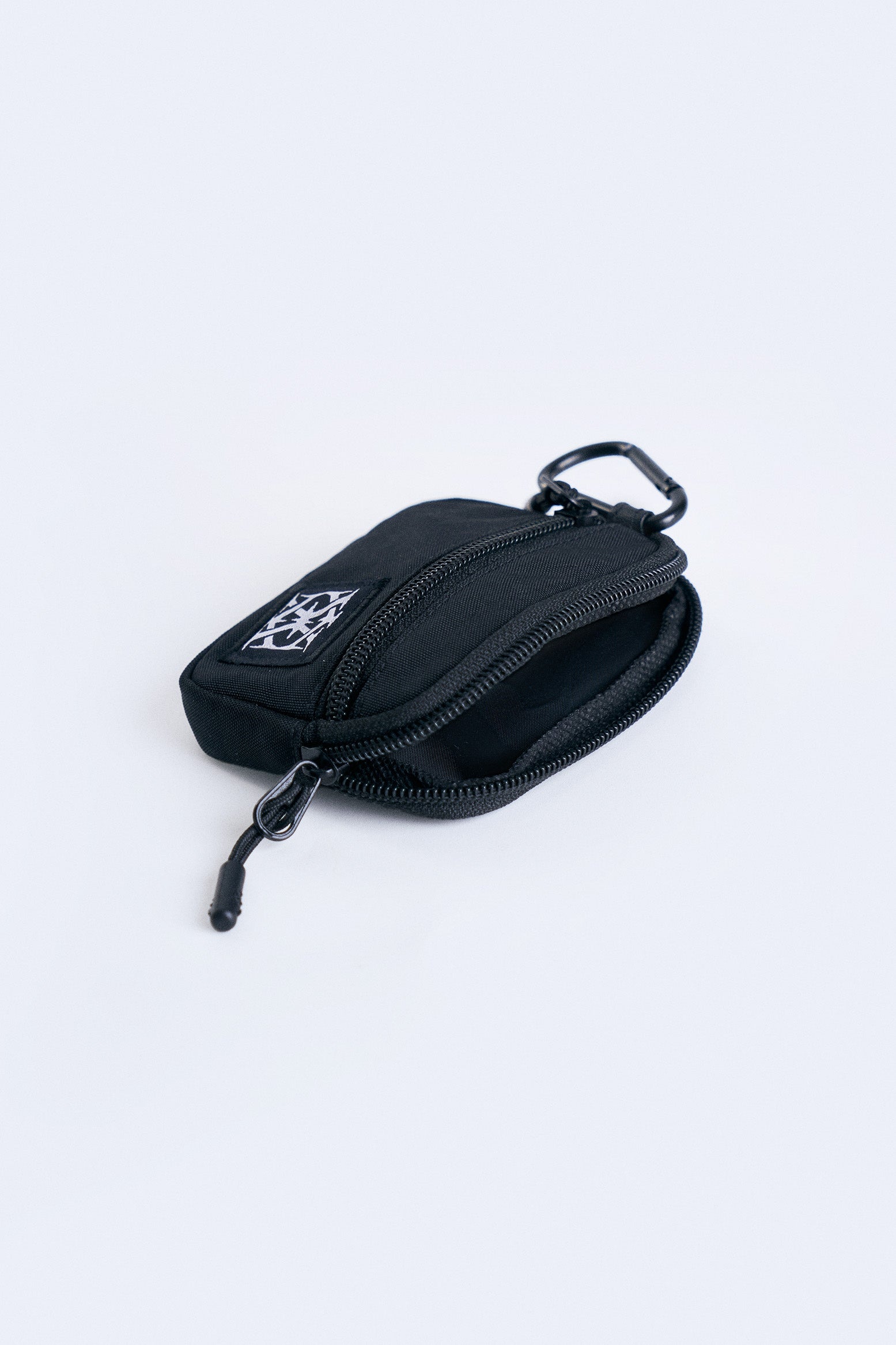 991228-Black (3).jpg