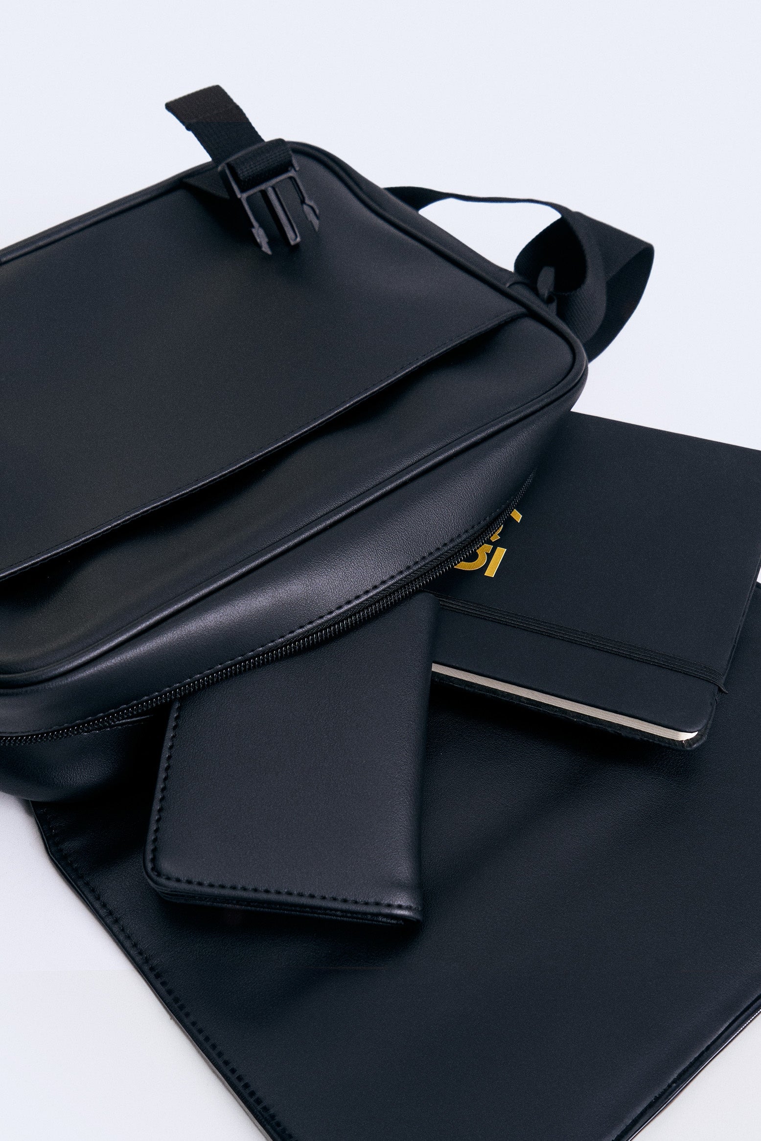 991250-Black (5).jpg