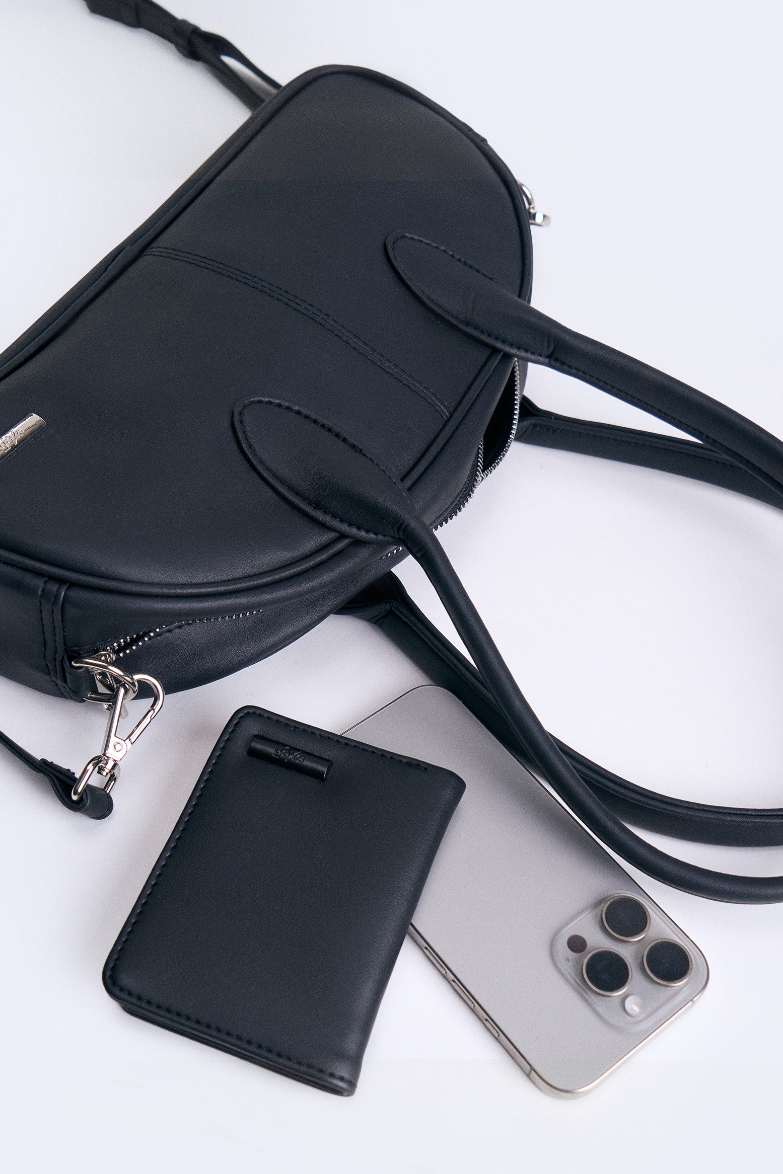 991295-Black (1).jpg