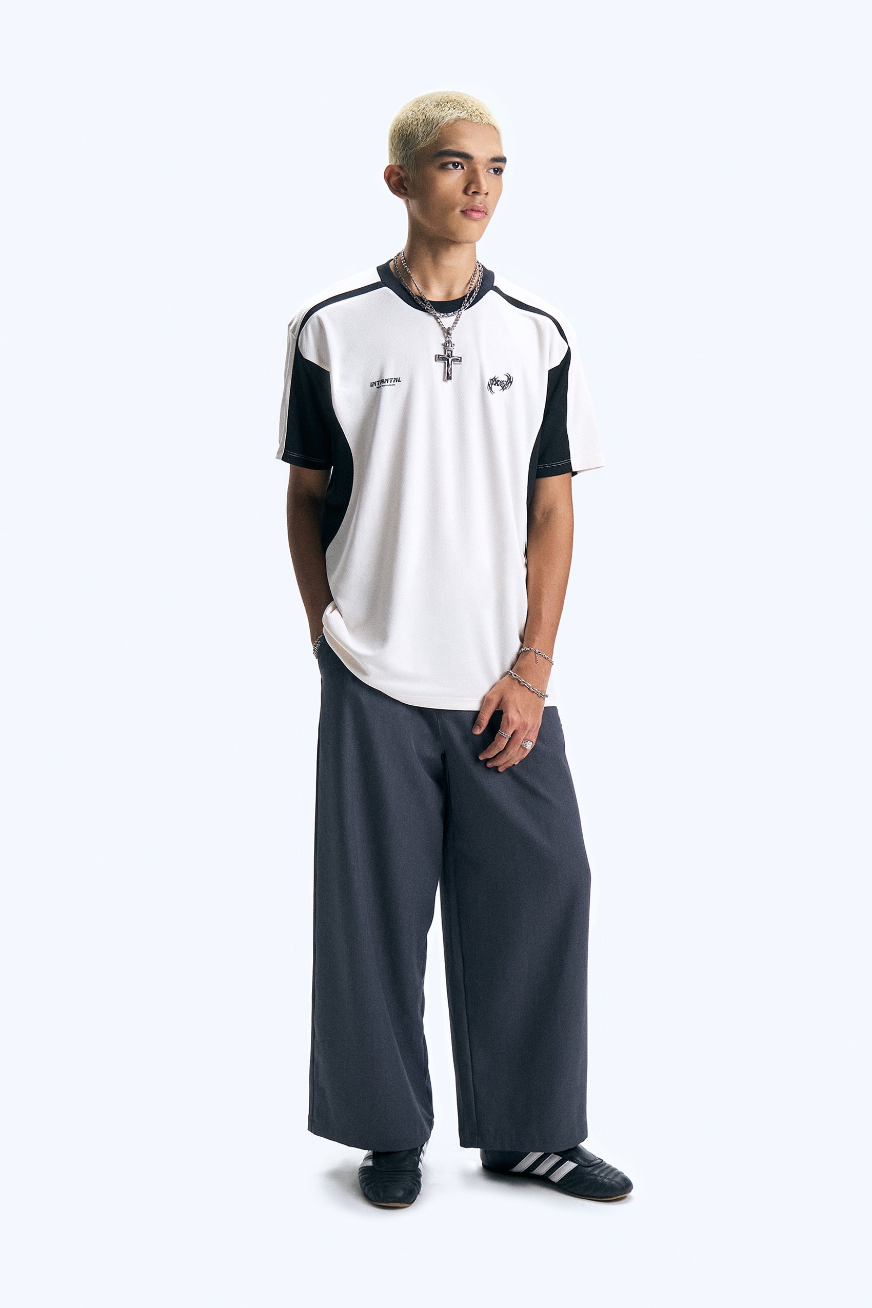 991455-Off White (1).jpg