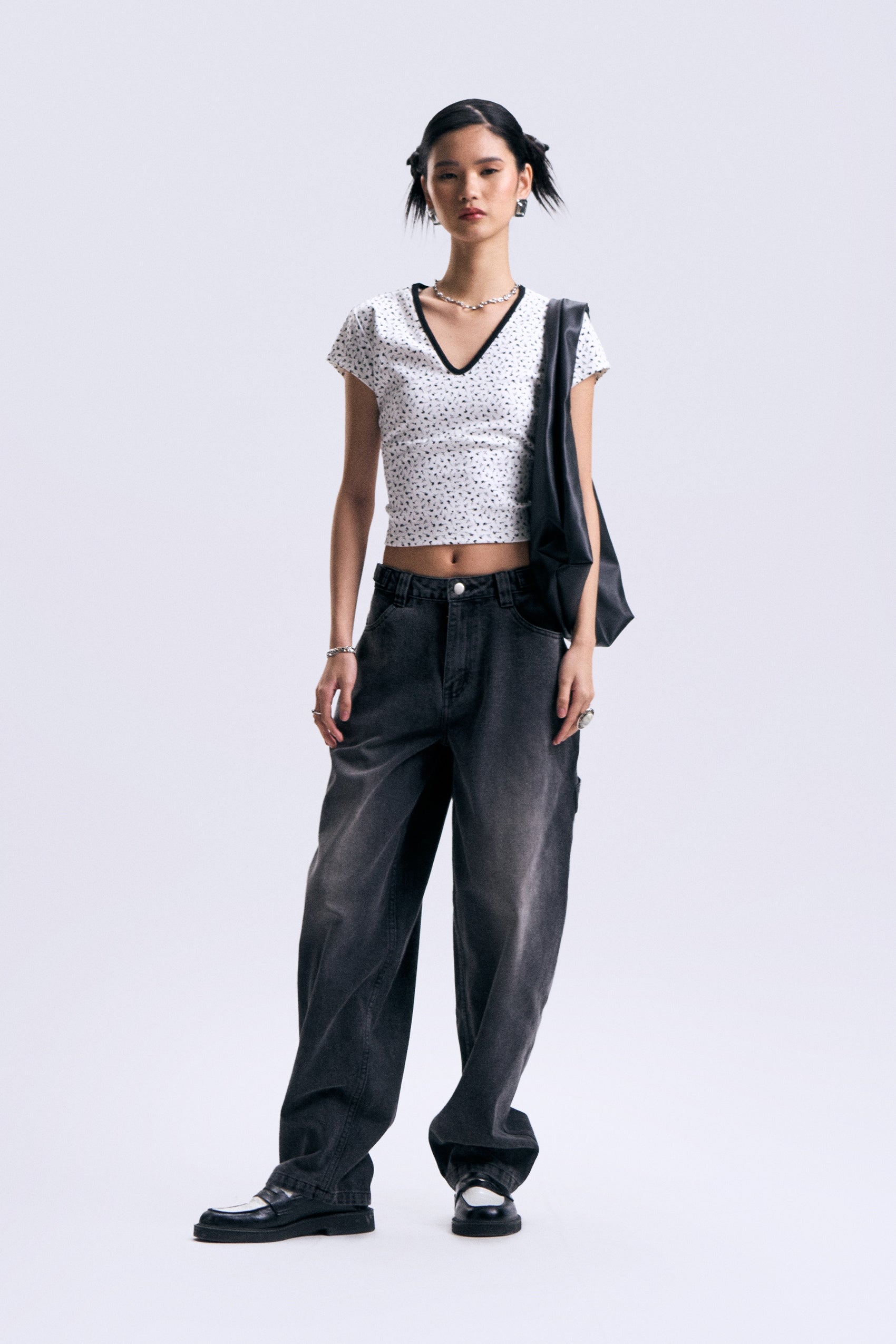 991558-Off White (3).jpg