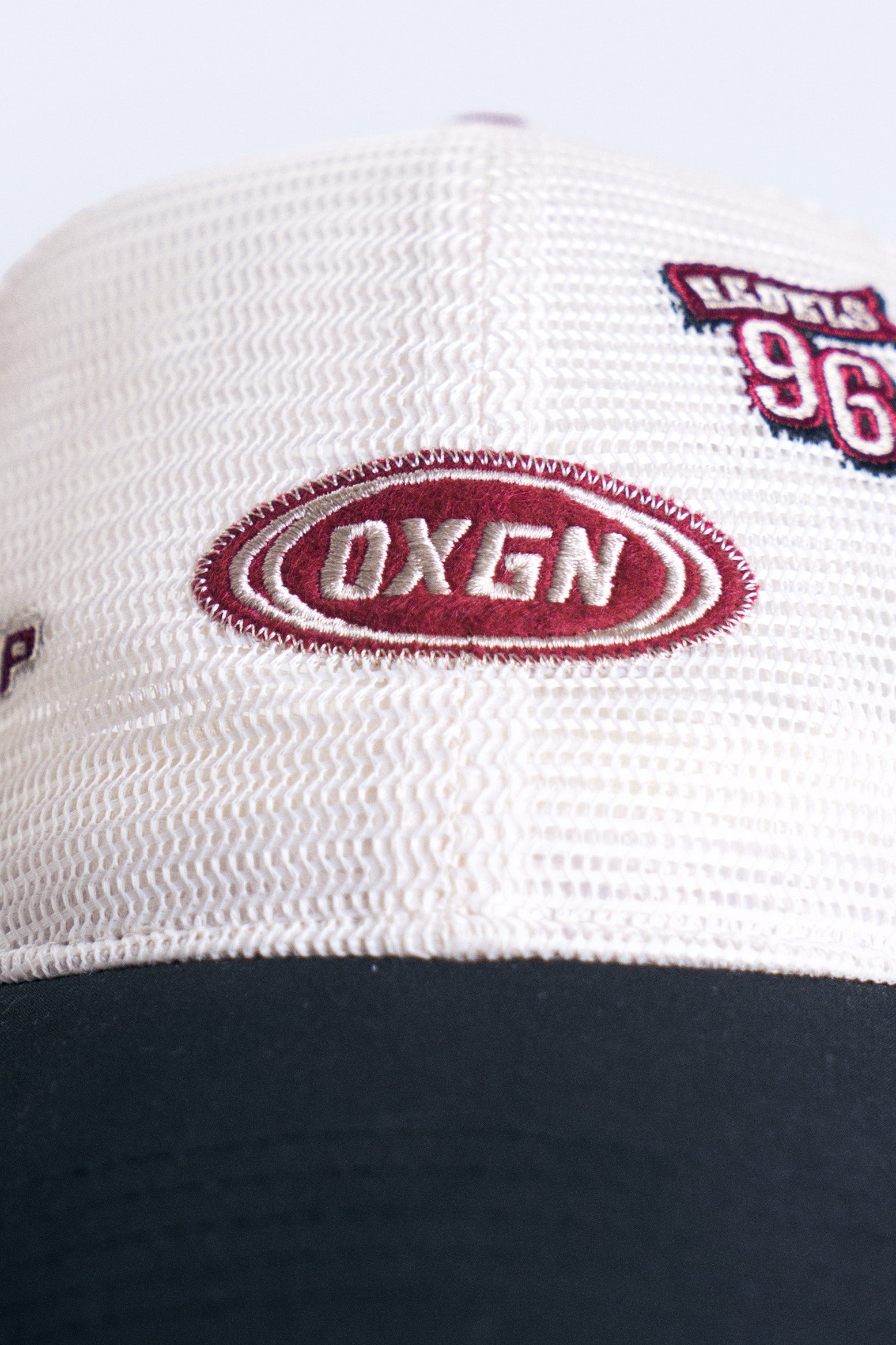 991661-Off White (3).jpg