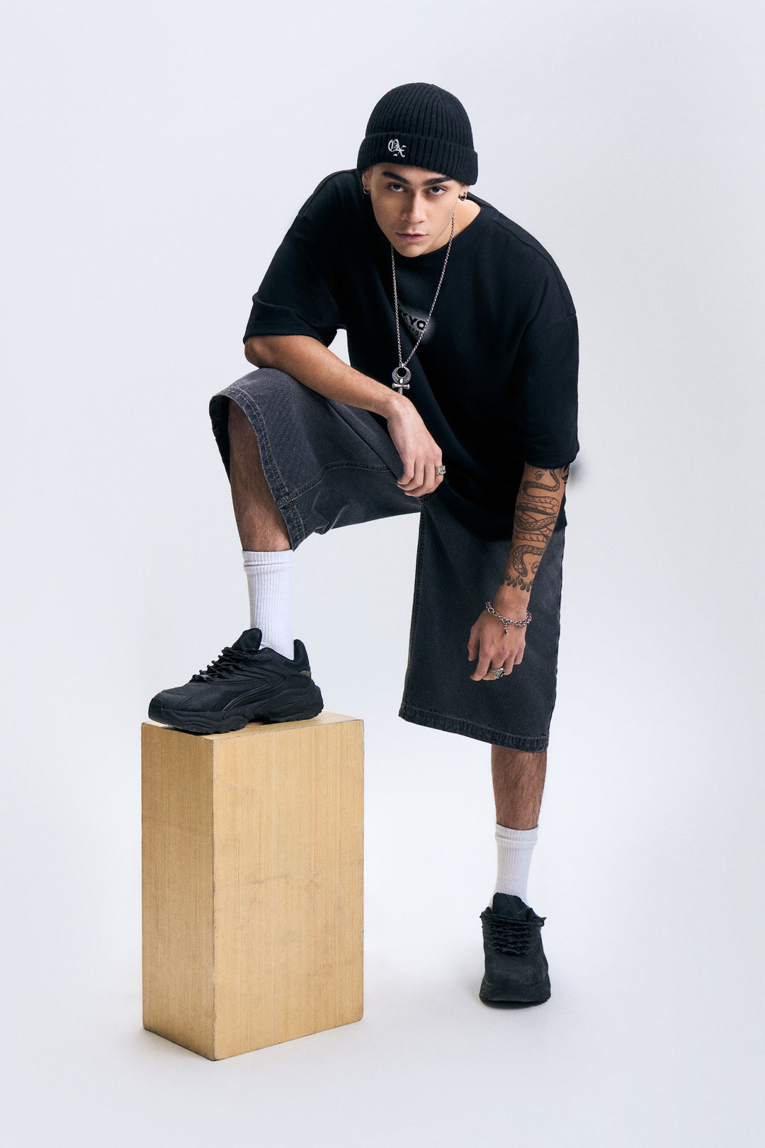 991703-Black (2).jpg