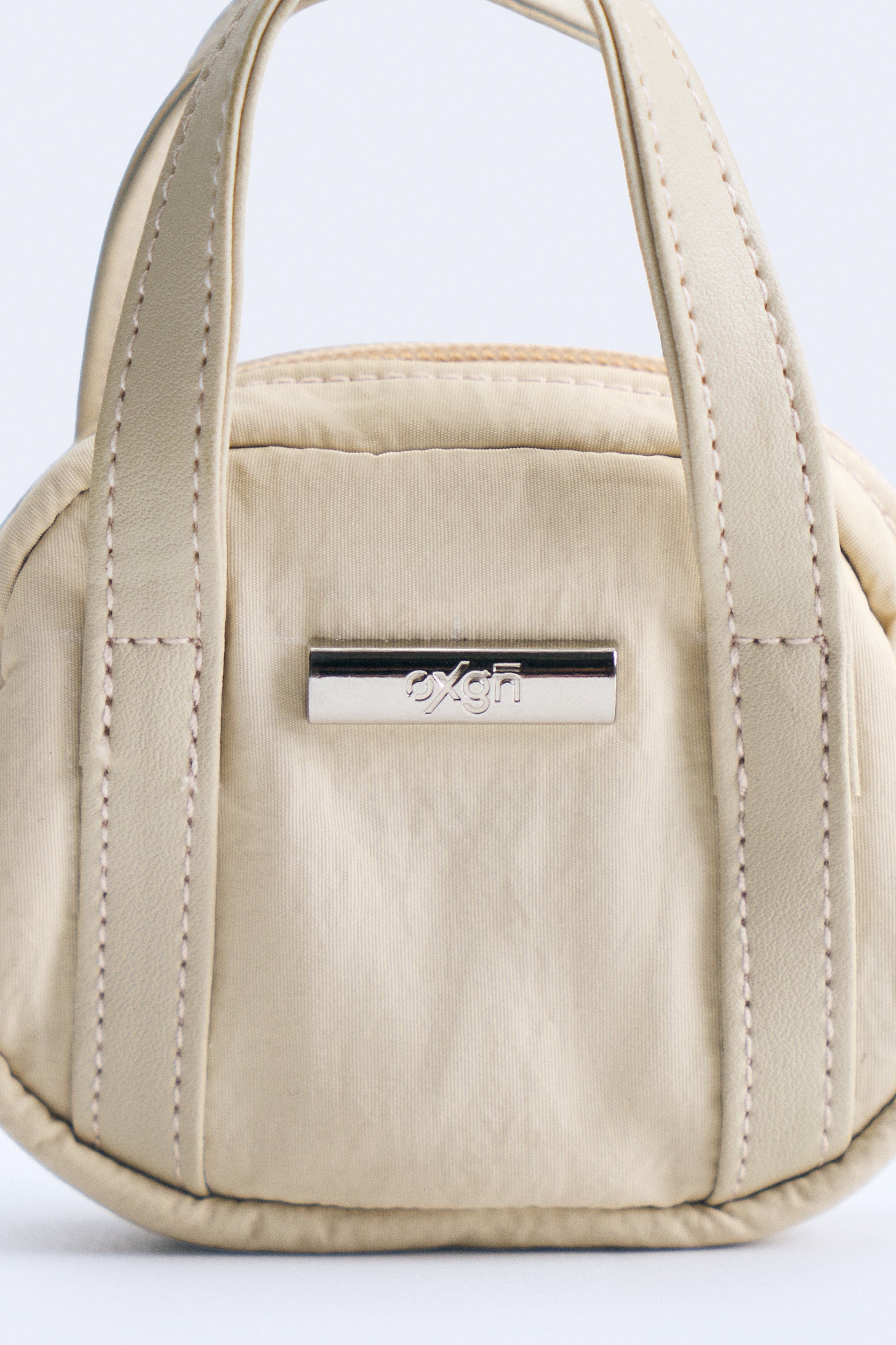 991968-Oatmilk (3).jpg