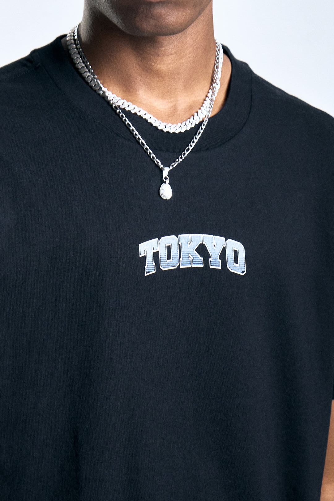 992069-Black (1).jpg