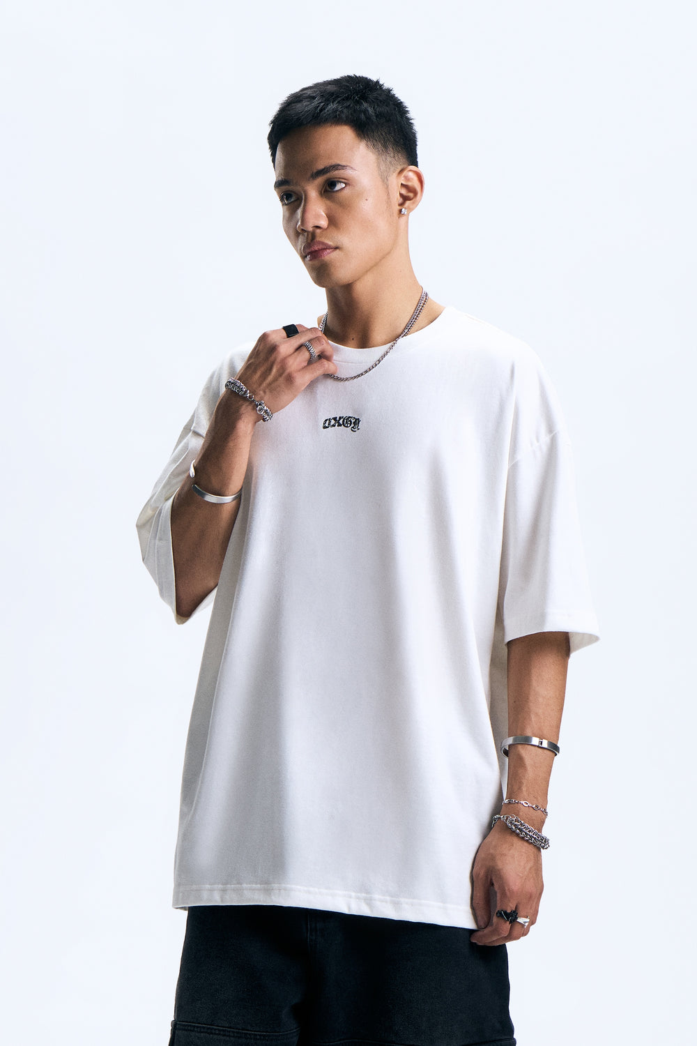 992140-Off White (1).jpg