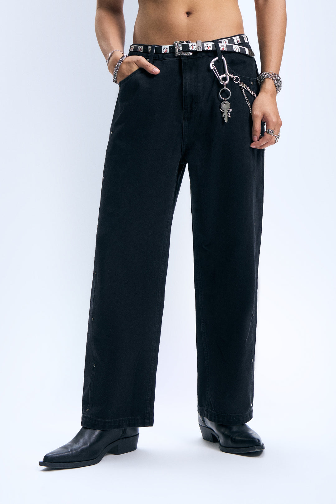 992467-Black (1).jpg