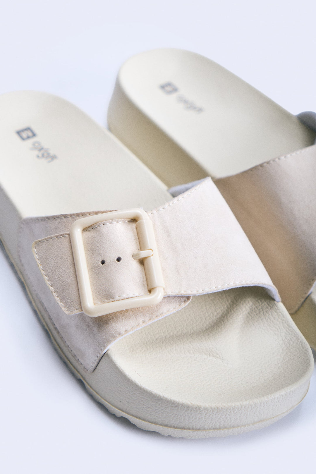 Ladies' Single Band Slides