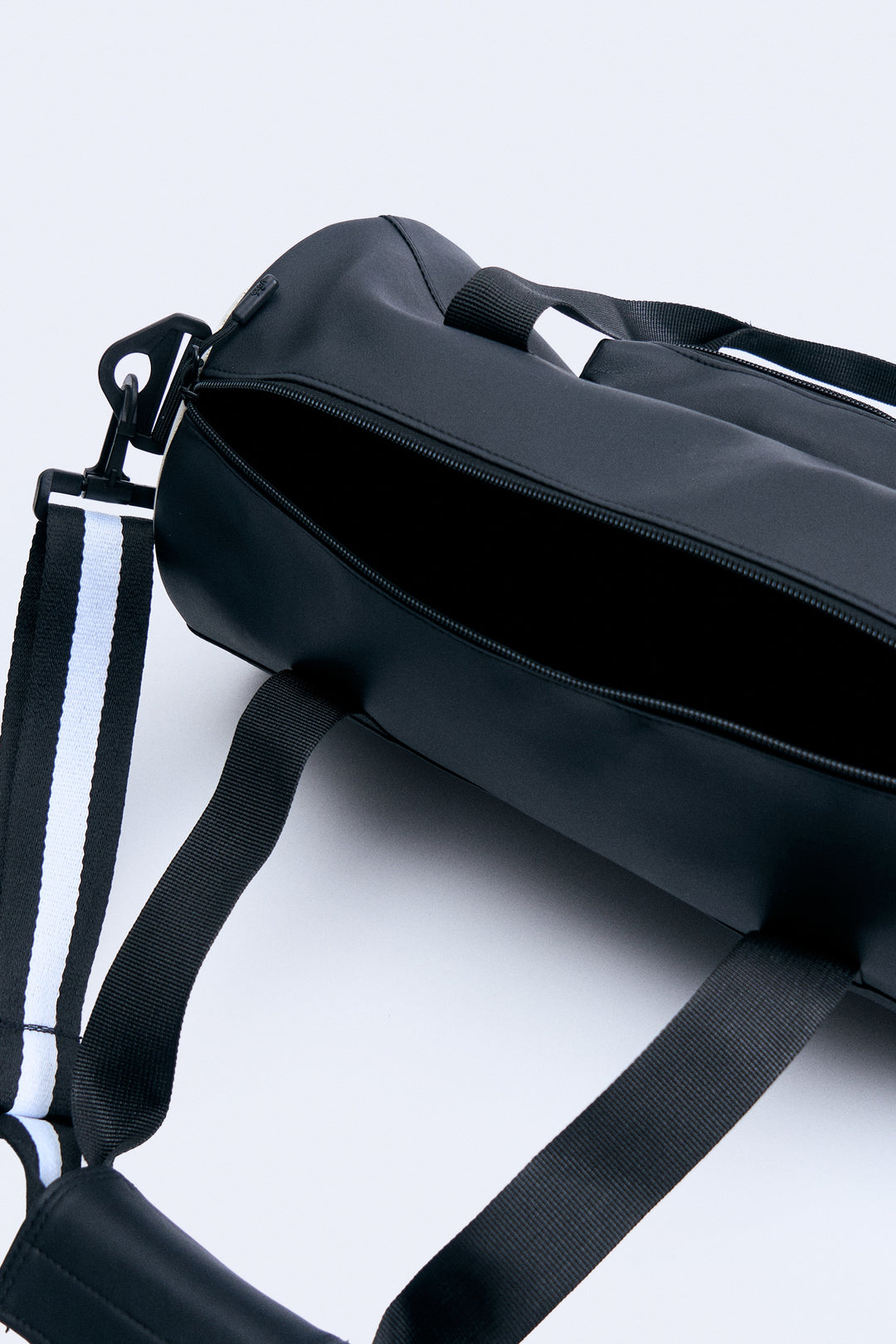 992858-Black (1).jpg