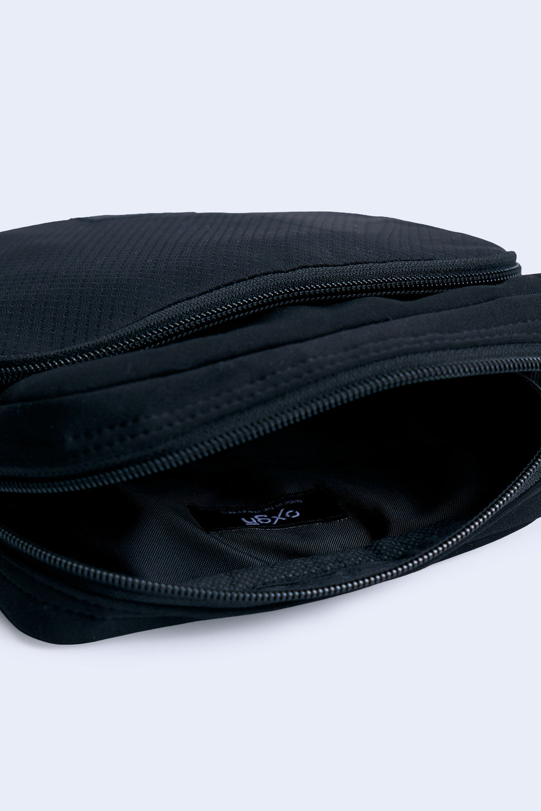 992862-Black (1).jpg