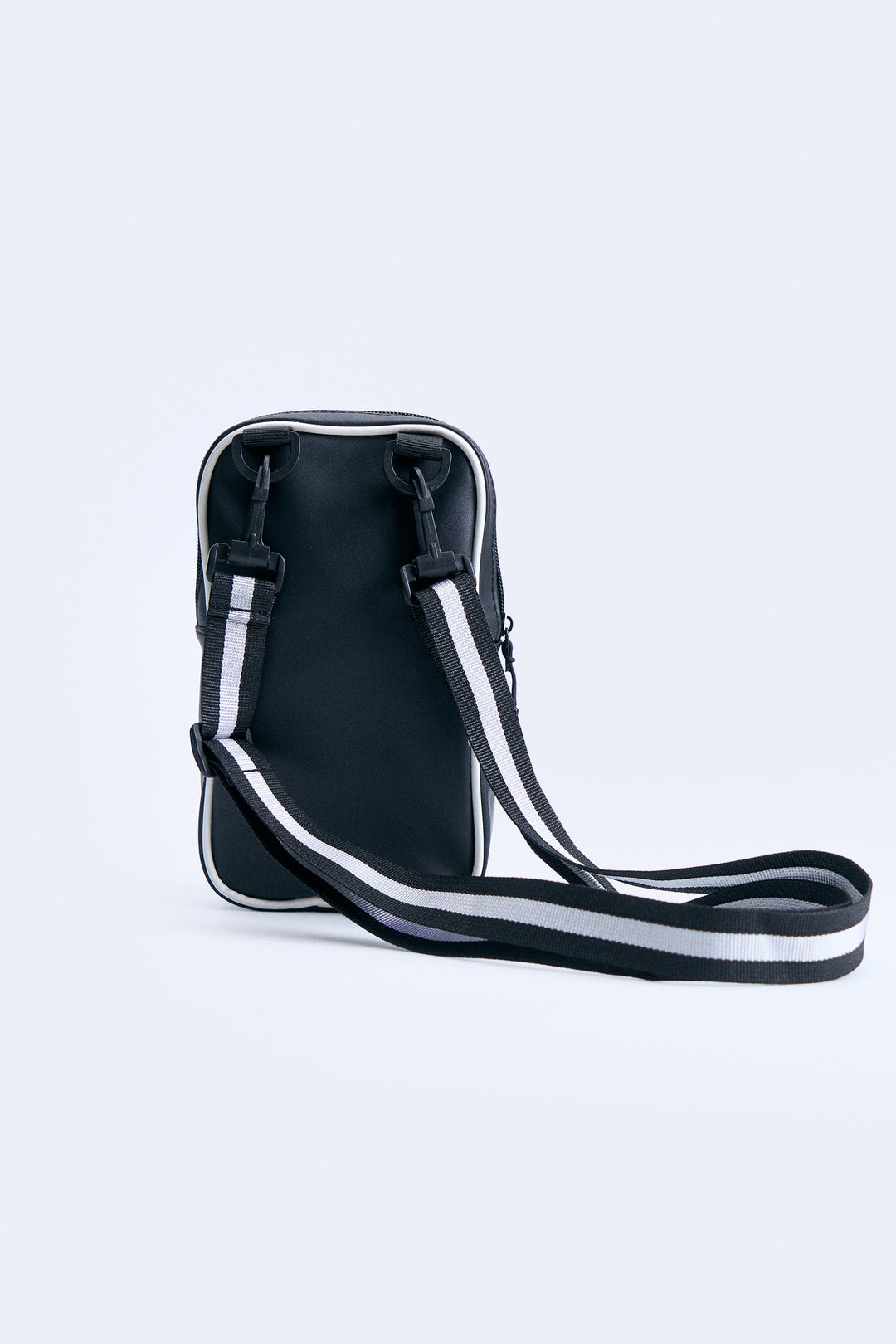 992869-Black (3).jpg