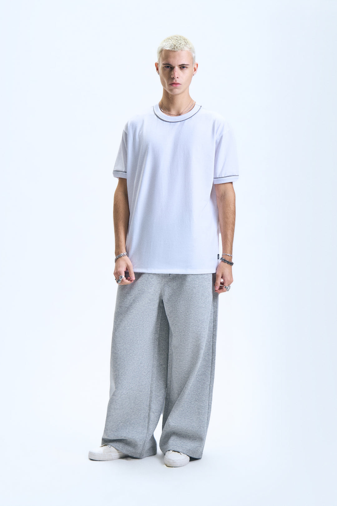 993287-White (1).jpg