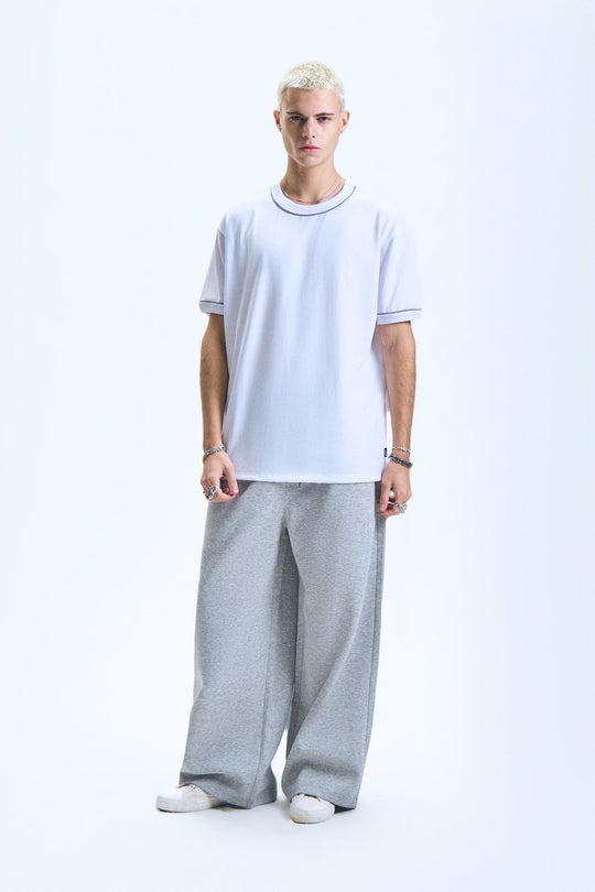 Basic T-Shirt