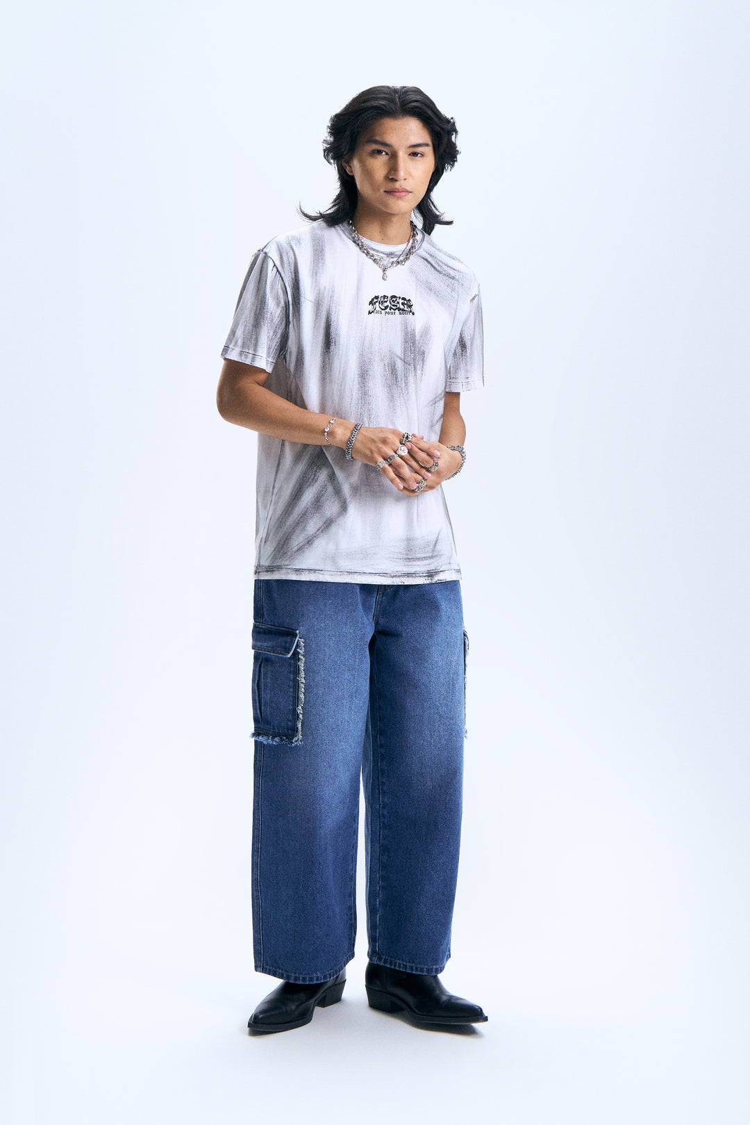 993823-Off White (1).jpg