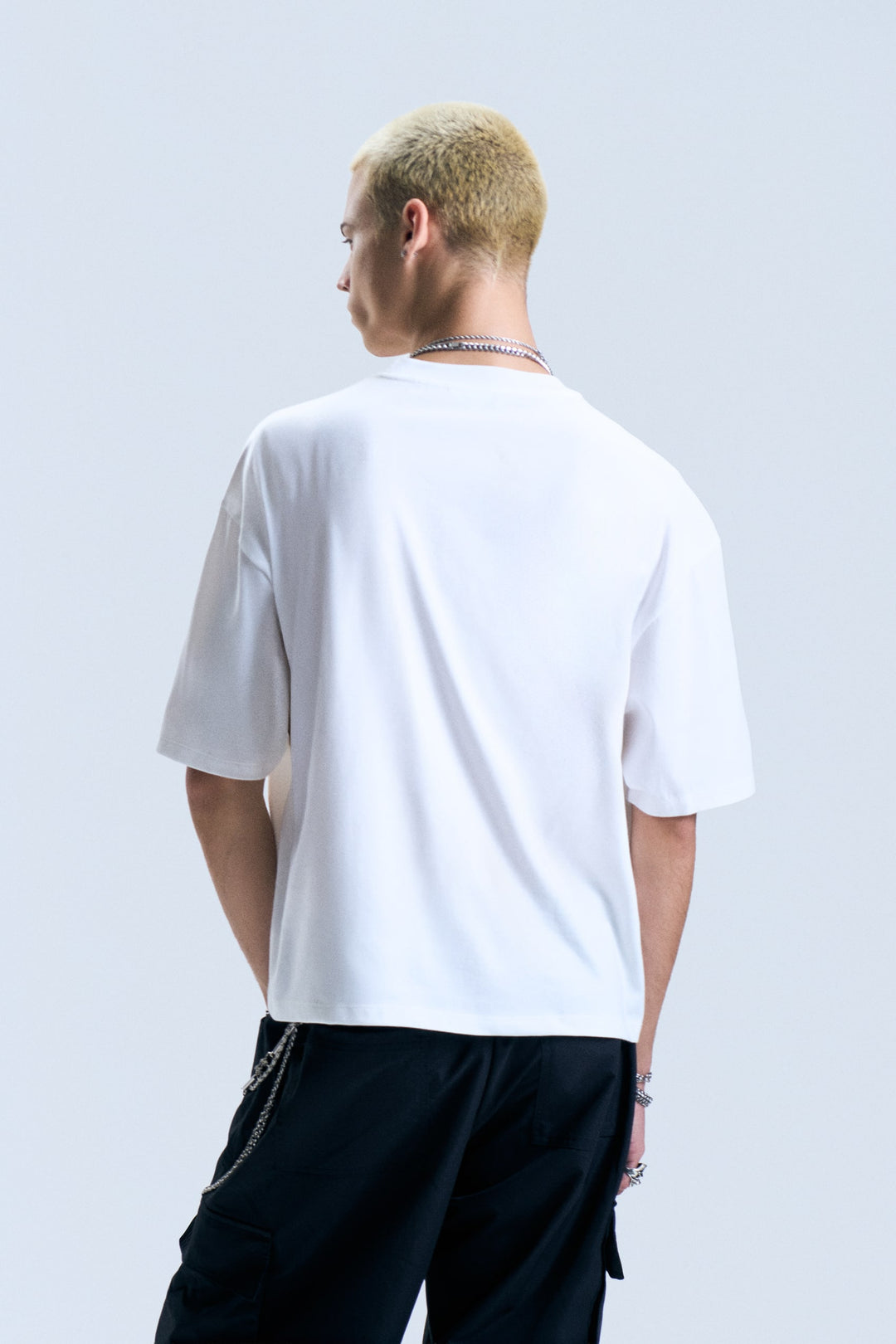 994251-Off White (3).jpg