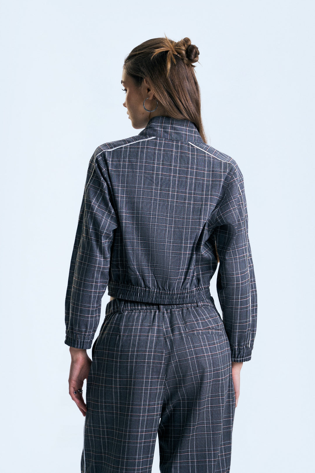 994390-Gray (1).jpg