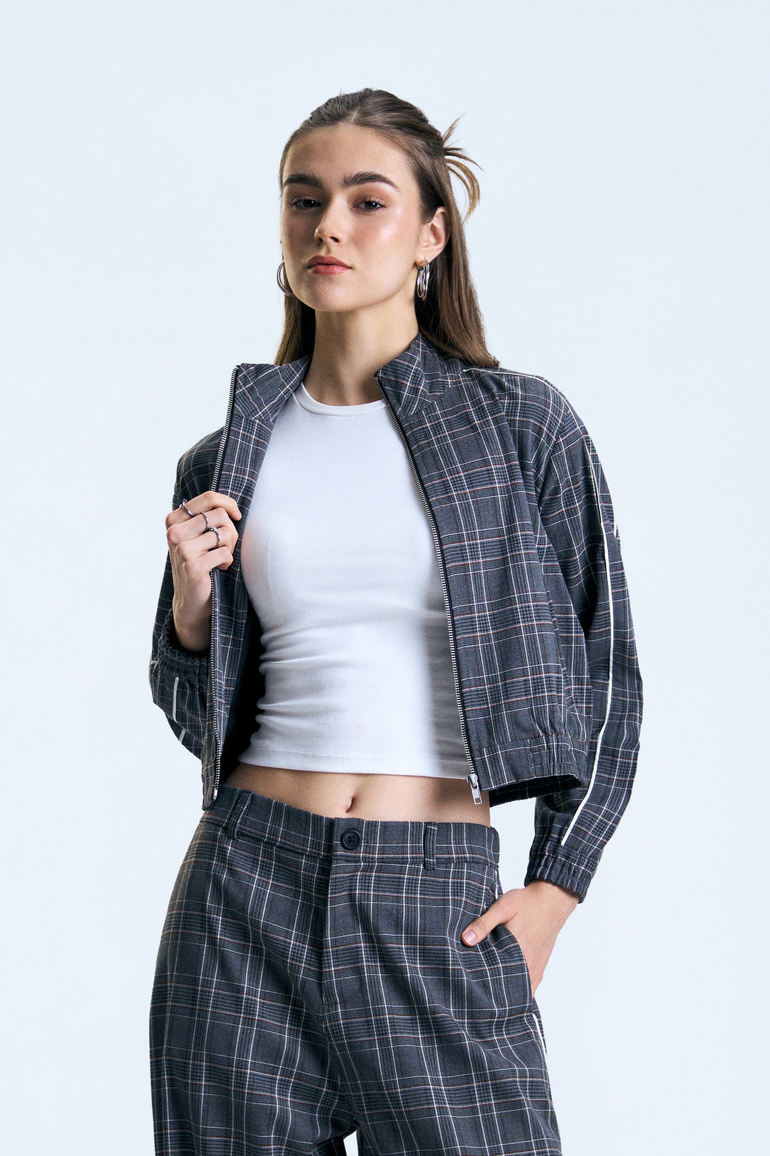 994390-Gray (3).jpg