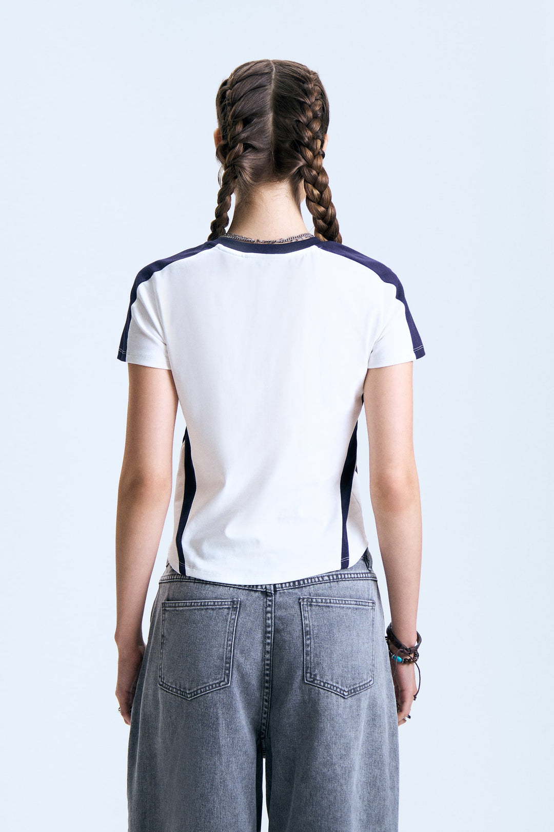 994675-Off White (1).jpg