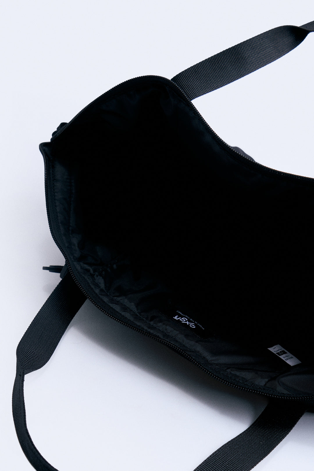 994745-Black (2).jpg