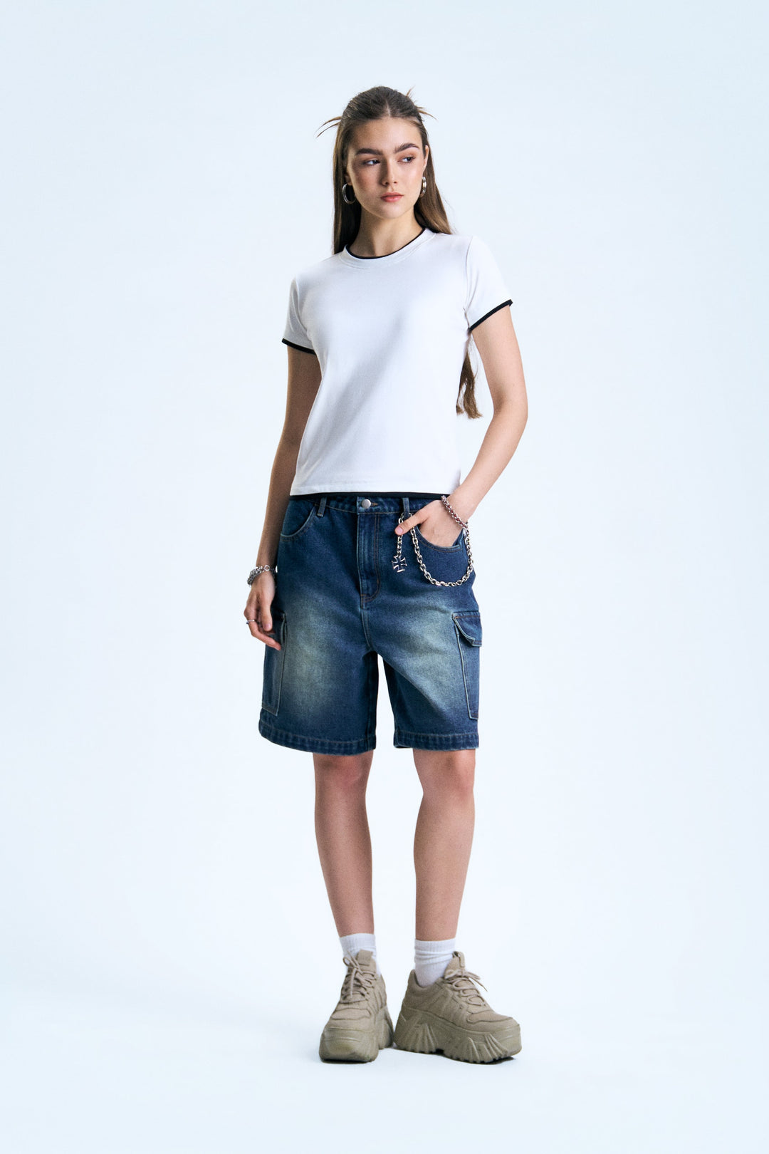 994790-Off White (1).jpg