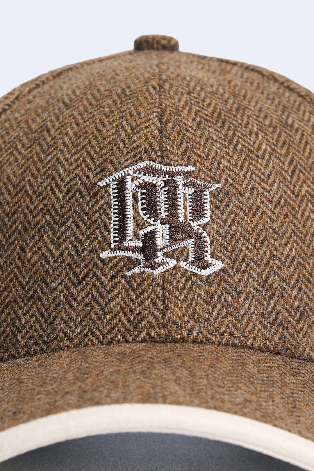 995227-Brown (1).jpg