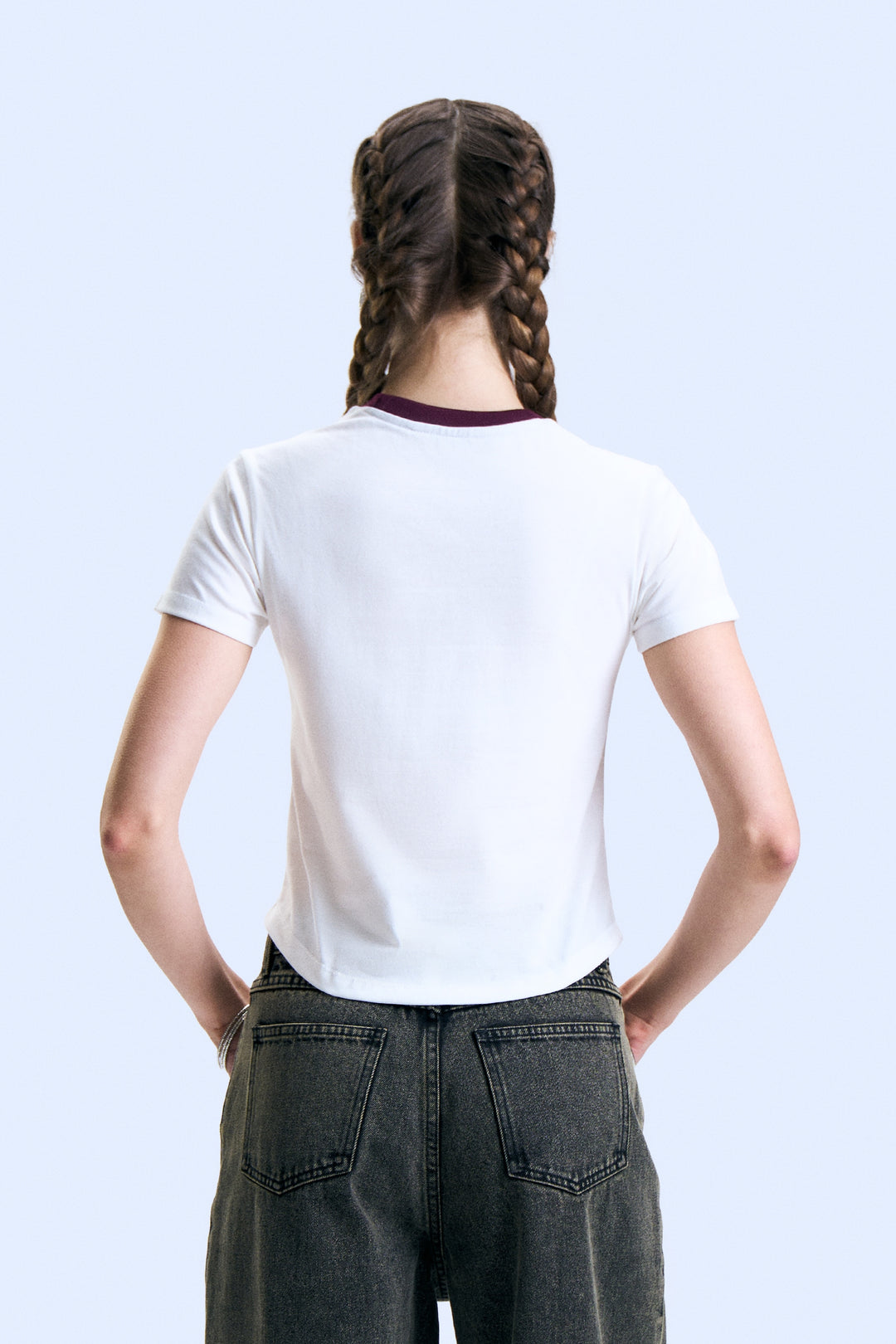 995272-Off White (1).jpg